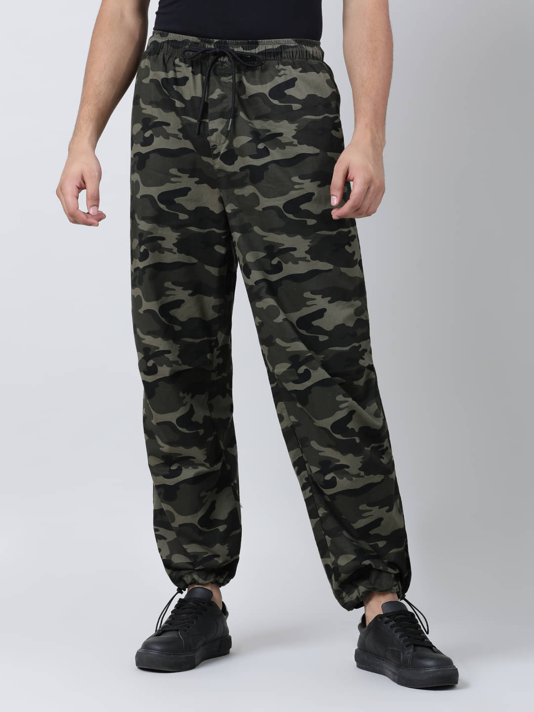 Bene Kleed Unisex Camouflage Printed Cotton Parachute Fit Joggers Trousers Bene Kleed Unisex Camouflage Printed Cotton Parachute Fit Joggers Trousers