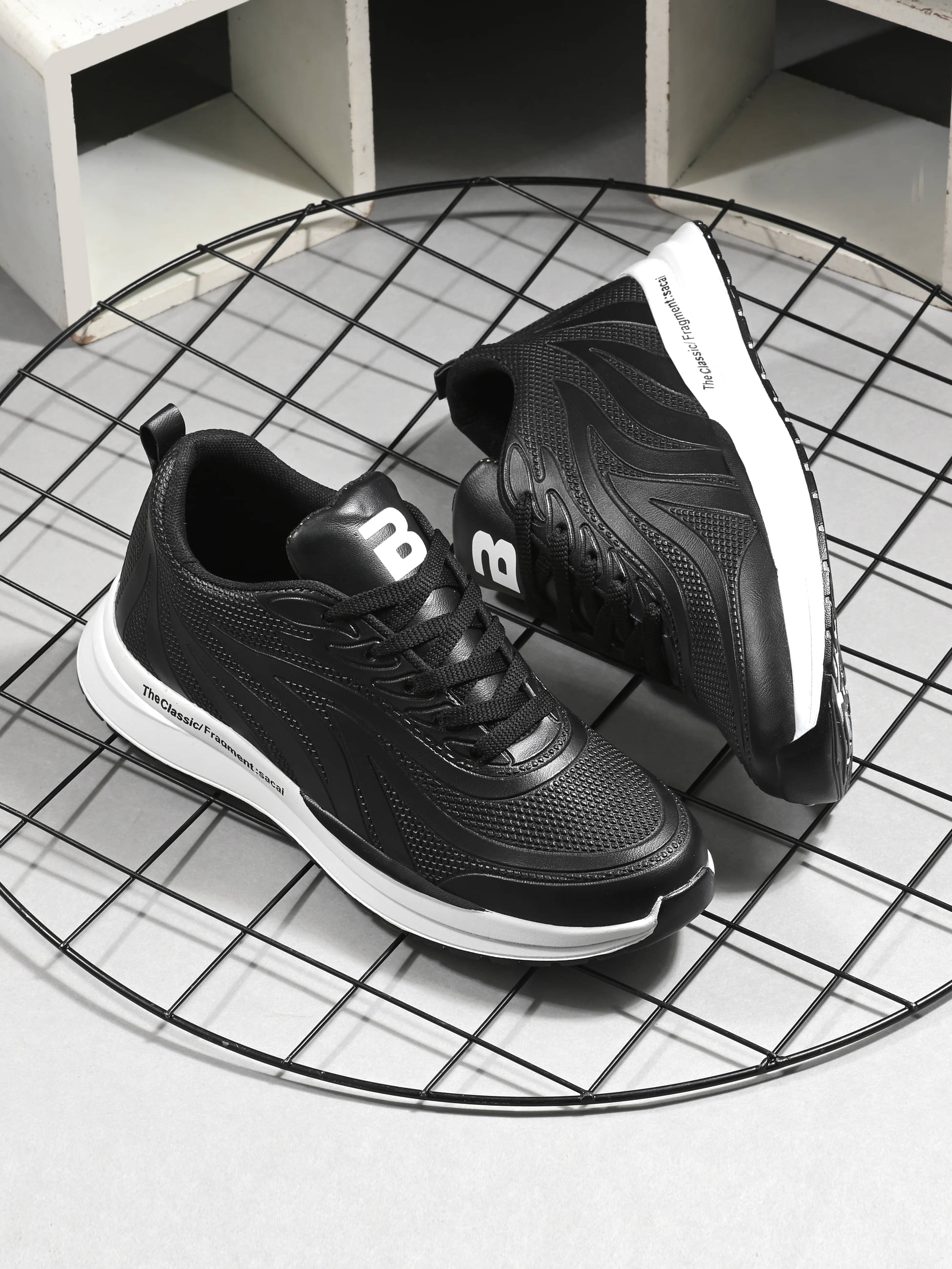     			Bucik Men's Black Men's Outdoor Shoes