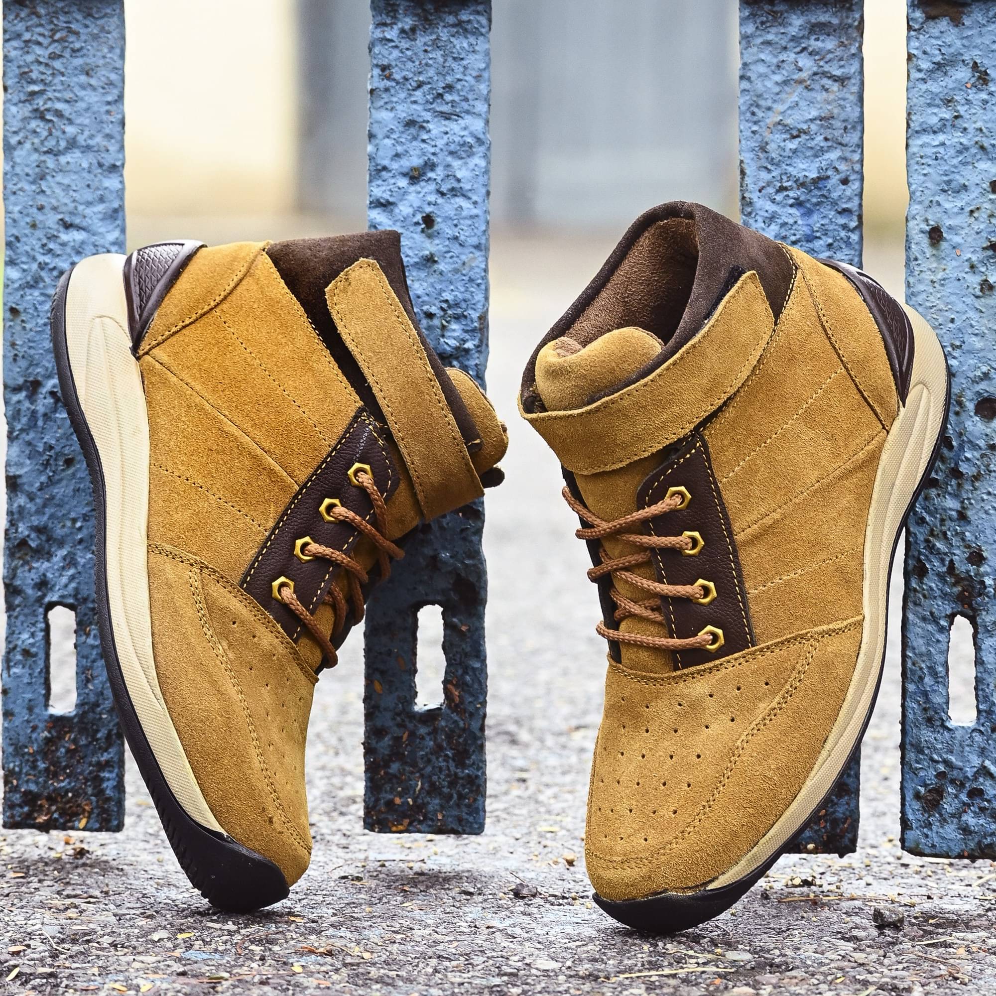 Bucik Men's Tan Men's High Tops Shoes     			Bucik Men's Tan Men's High Tops Shoes