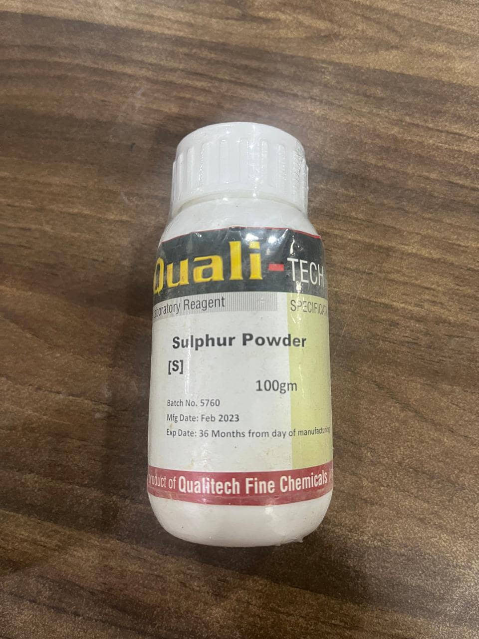 Sulphur Powder for Anti-Iron Experiment