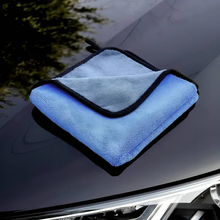     			Super Absorbent Micro Fiber Cloth for car Cleaning pack of 1