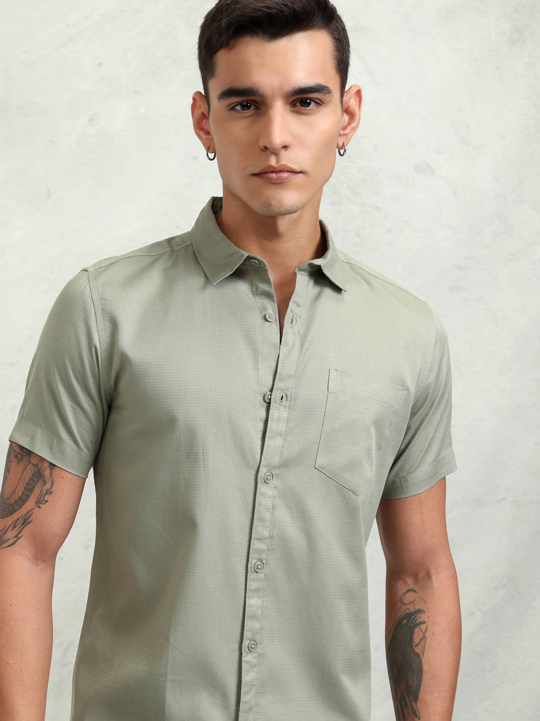     			Highlander Cotton Blend Regular Fit Self Design Half Sleeves Men's Casual Shirt - Green ( Pack of 1 )