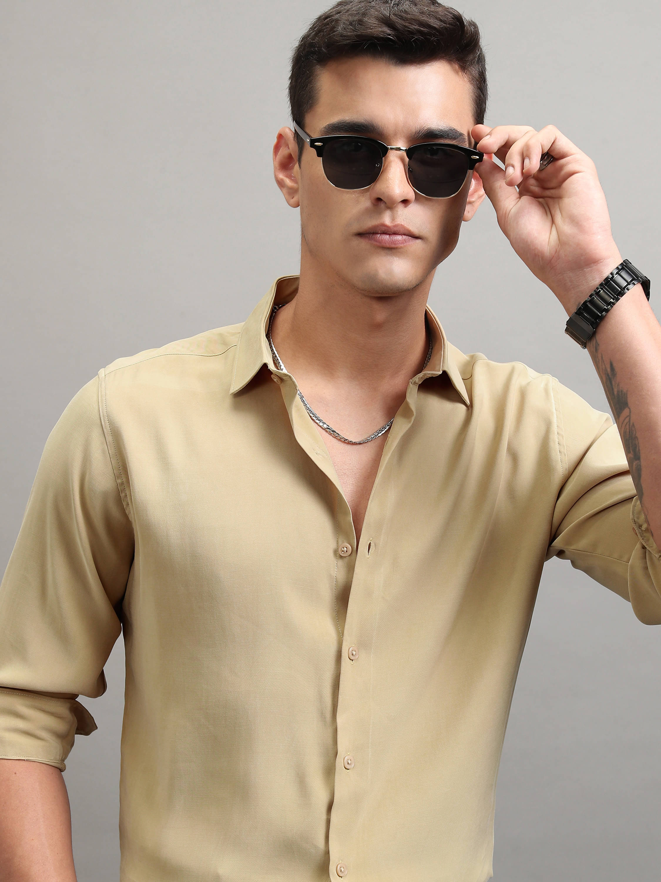     			Highlander Rayon Slim Fit Solids Full Sleeves Men's Casual Shirt - Khaki ( Pack of 1 )