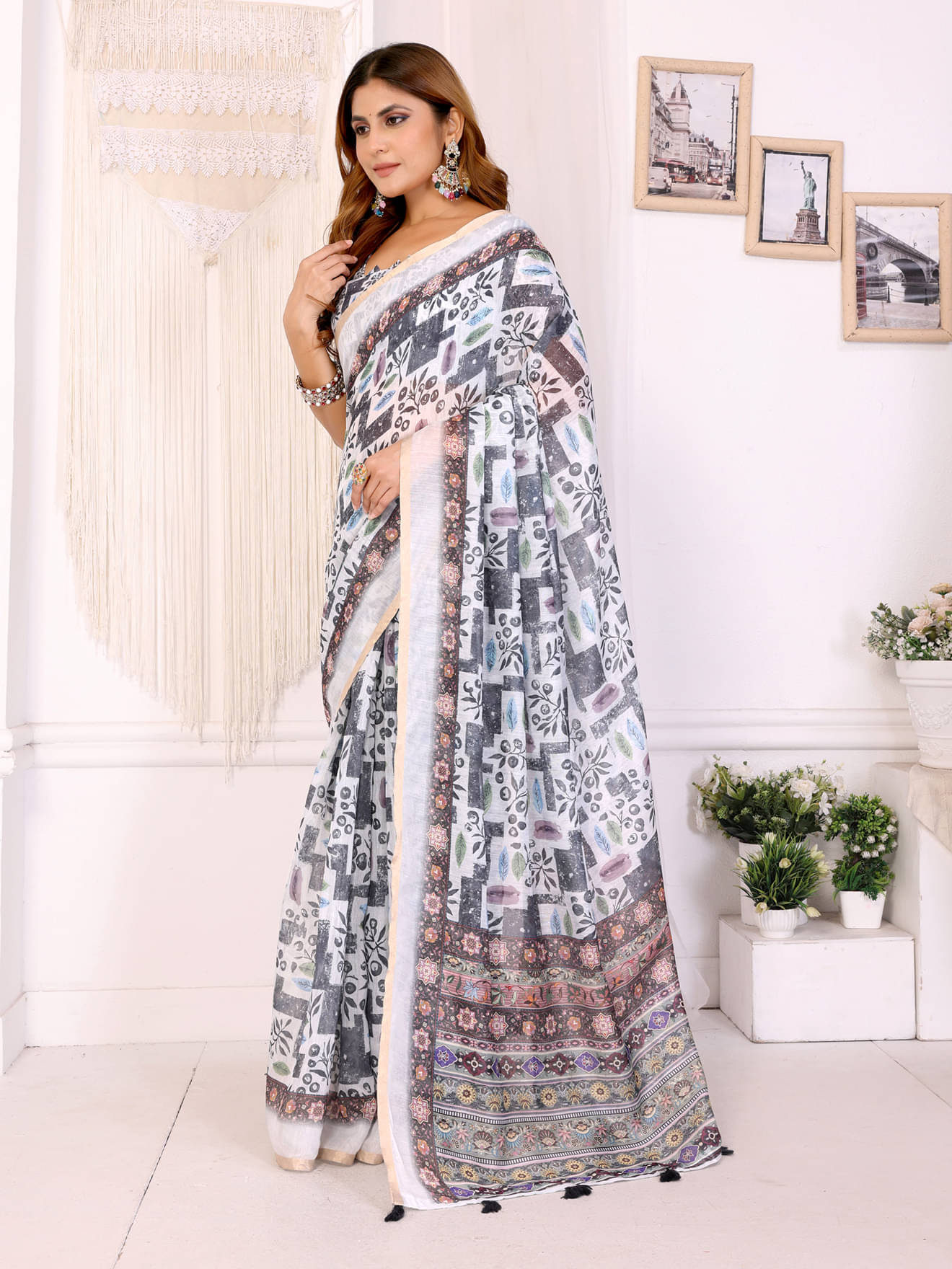 INDIAN SILKS Chanderi Printed Banarasi saree With Unstitched Blouse Piece ( White )     			INDIAN SILKS Chanderi Printed Banarasi saree With Unstitched Blouse Piece ( White )