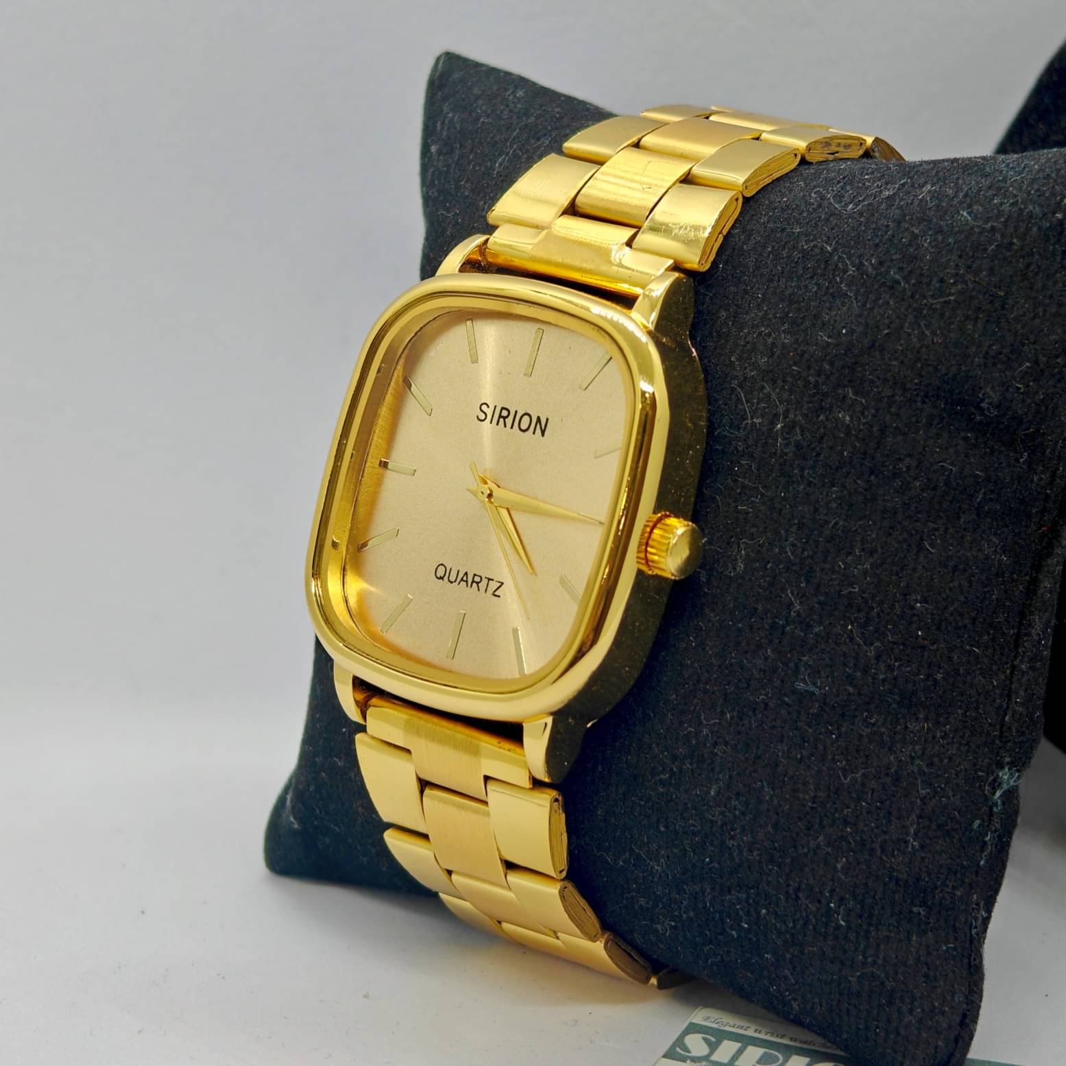     			Sirion Gold Stainless Steel Analog Men's Watch