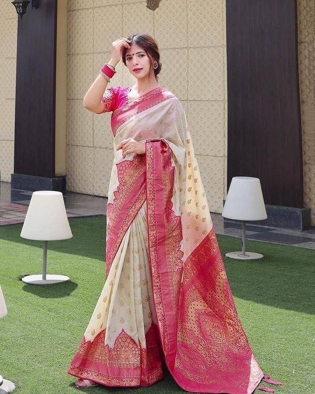     			THE PRIVATE LABLE Silk Blend Printed Banarasi saree With Unstitched Blouse Piece ( Off White )