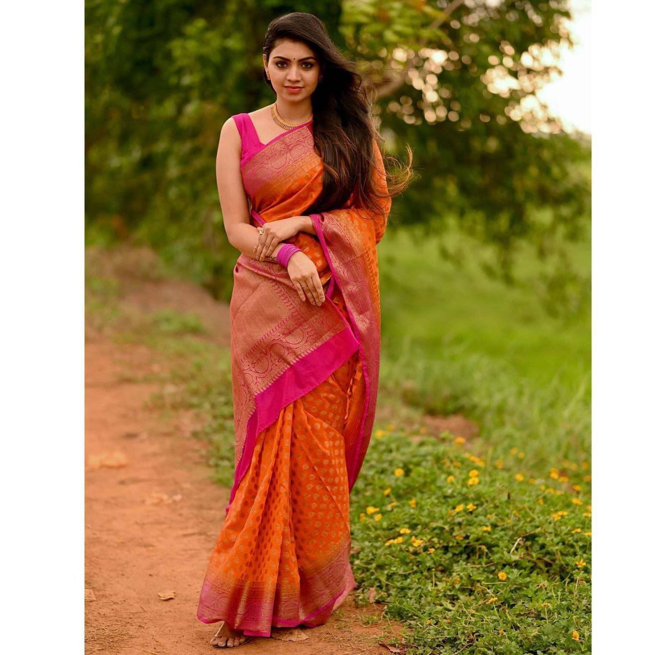 THE PRIVATE LABLE Silk Blend Printed Banarasi saree With Unstitched Blouse Piece ( Orange ) THE PRIVATE LABLE Silk Blend Printed Banarasi saree With Unstitched Blouse Piece ( Orange )