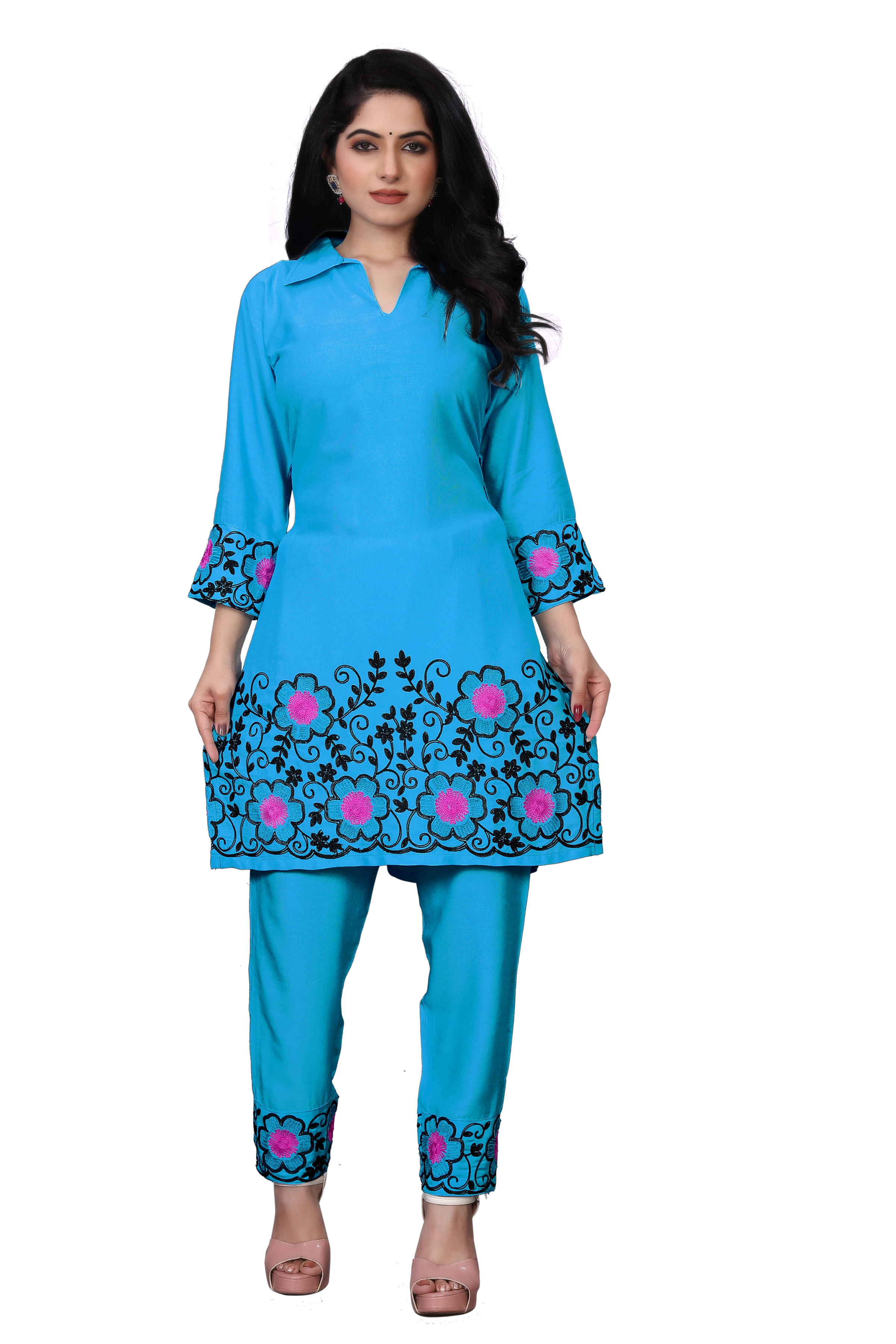    			TUHIRAJ Women Embroidered Top With Trousers Co-Ord Set ( Blue )