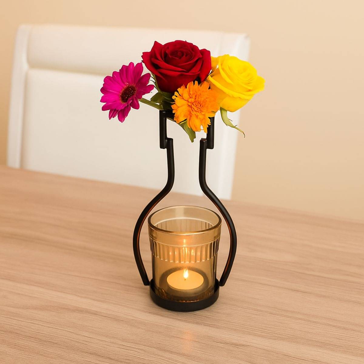     			Tiny Shiny Table Top Iron Tea Light Holder - Pack of 1