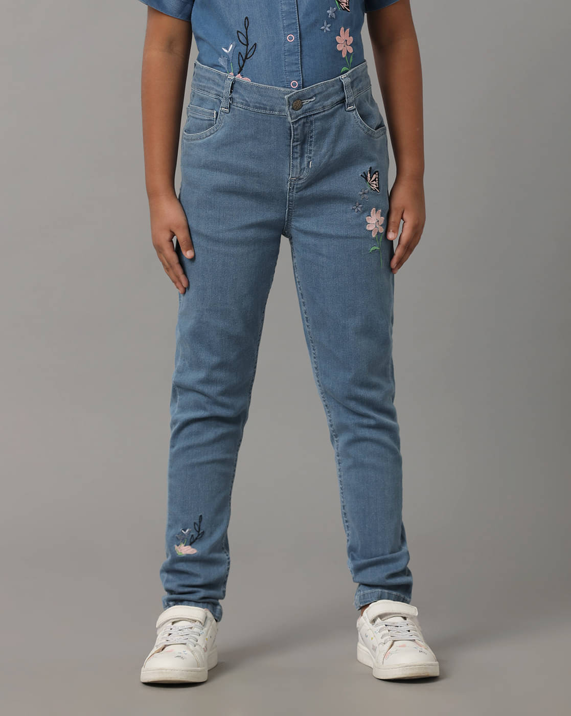 Under Fourteen Only Girls Denim Jeans ( Pack of 1 , Dark Blue ) Under Fourteen Only Girls Denim Jeans ( Pack of 1 , Dark Blue )