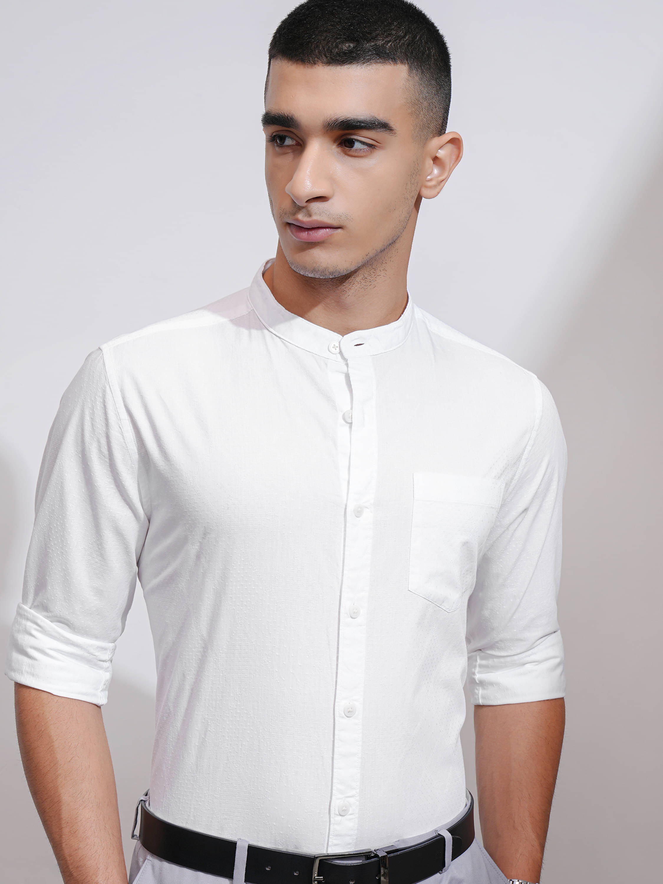 Highlander 100% Cotton Regular Fit Self Design Full Sleeves Men's Casual Shirt - White ( Pack of 1 )     			Highlander 100% Cotton Regular Fit Self Design Full Sleeves Men's Casual Shirt - White ( Pack of 1 )