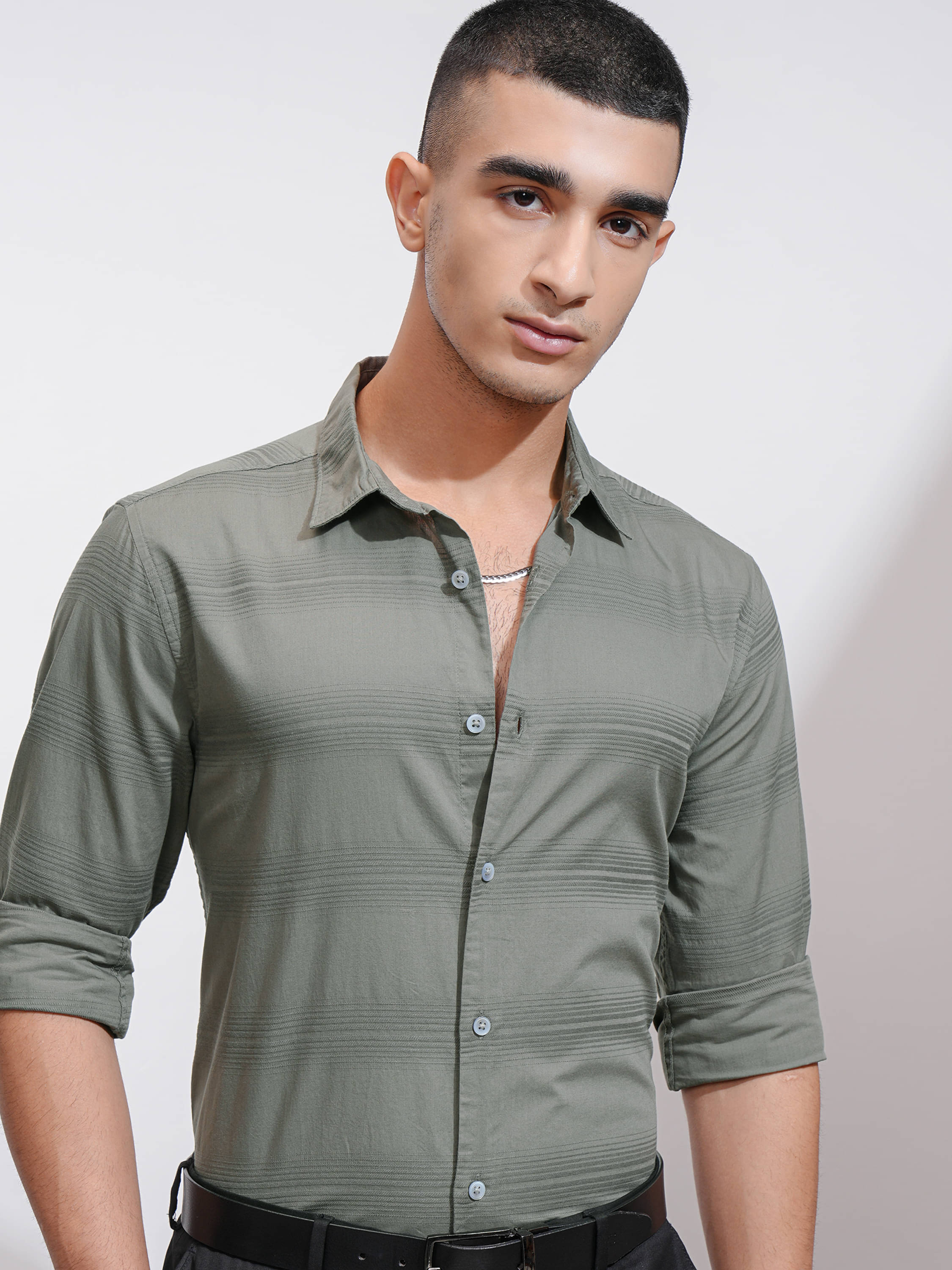 Highlander 100% Cotton Regular Fit Striped Full Sleeves Men's Casual Shirt - Green ( Pack of 1 ) Highlander 100% Cotton Regular Fit Striped Full Sleeves Men's Casual Shirt - Green ( Pack of 1 )