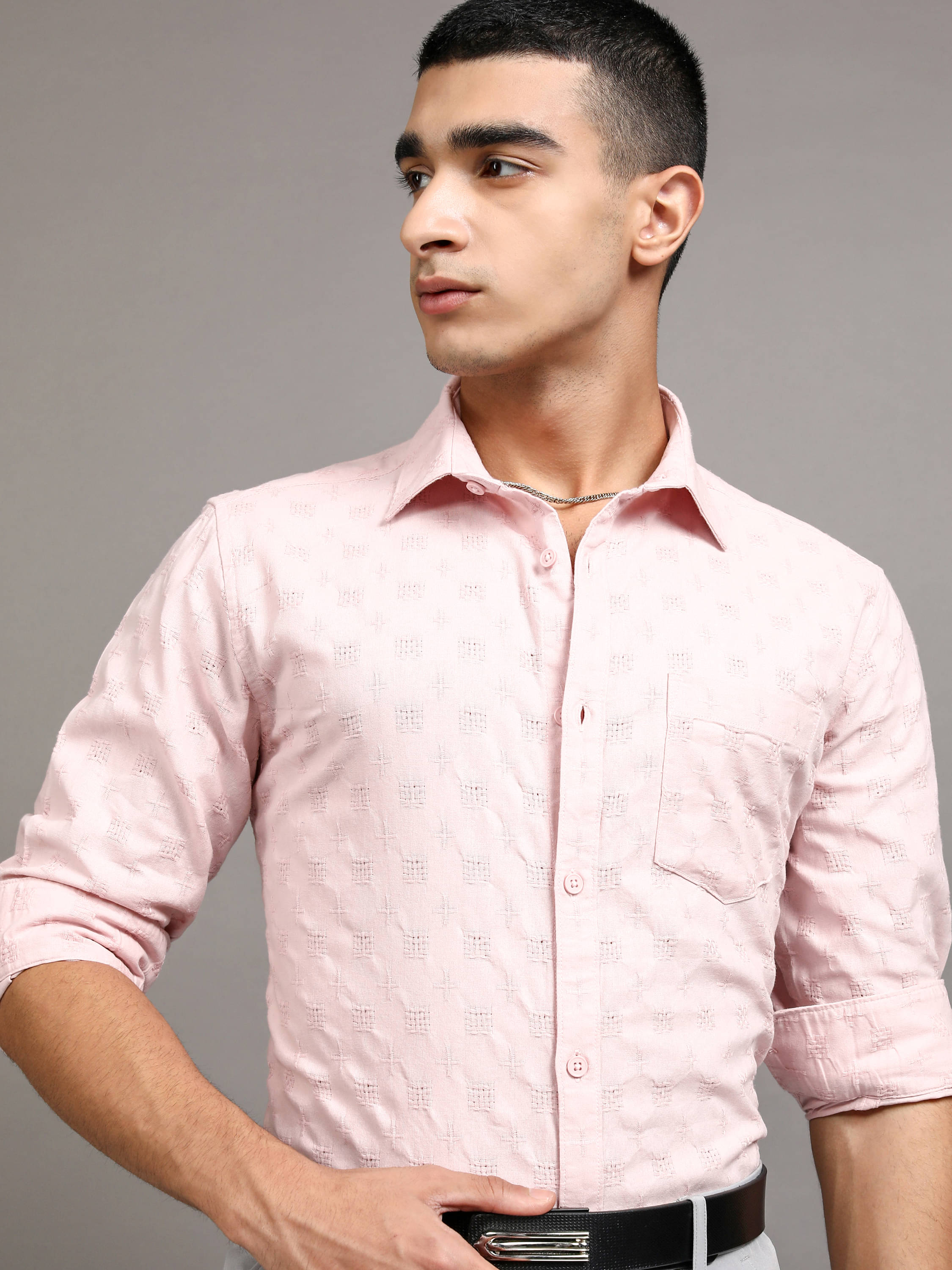     			Highlander 100% Cotton Regular Fit Self Design Full Sleeves Men's Casual Shirt - Pink ( Pack of 1 )