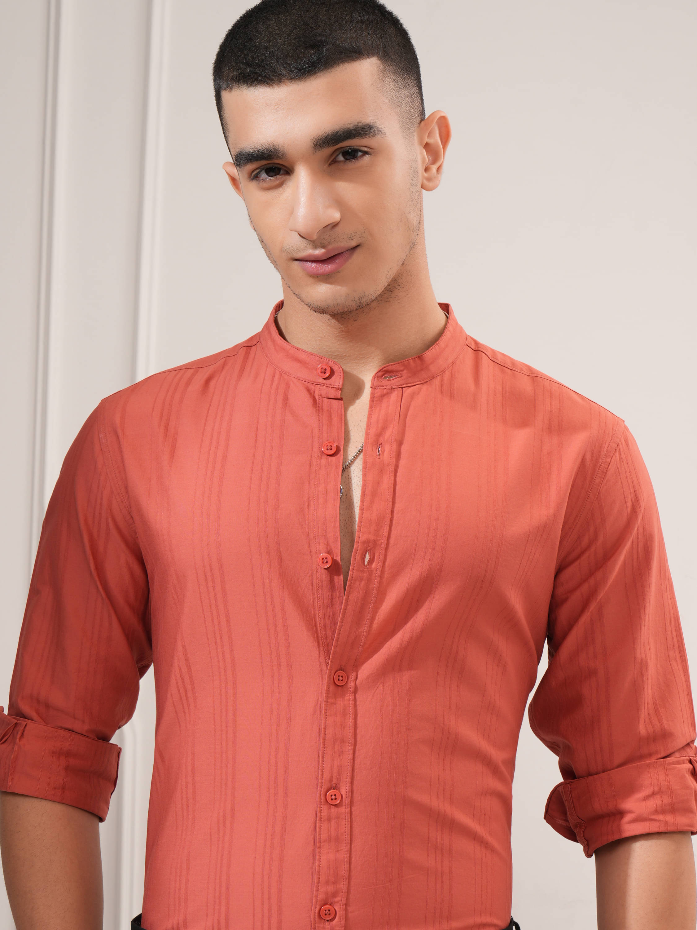 Highlander 100% Cotton Regular Fit Solids Full Sleeves Men's Casual Shirt - Red ( Pack of 1 )     			Highlander 100% Cotton Regular Fit Solids Full Sleeves Men's Casual Shirt - Red ( Pack of 1 )