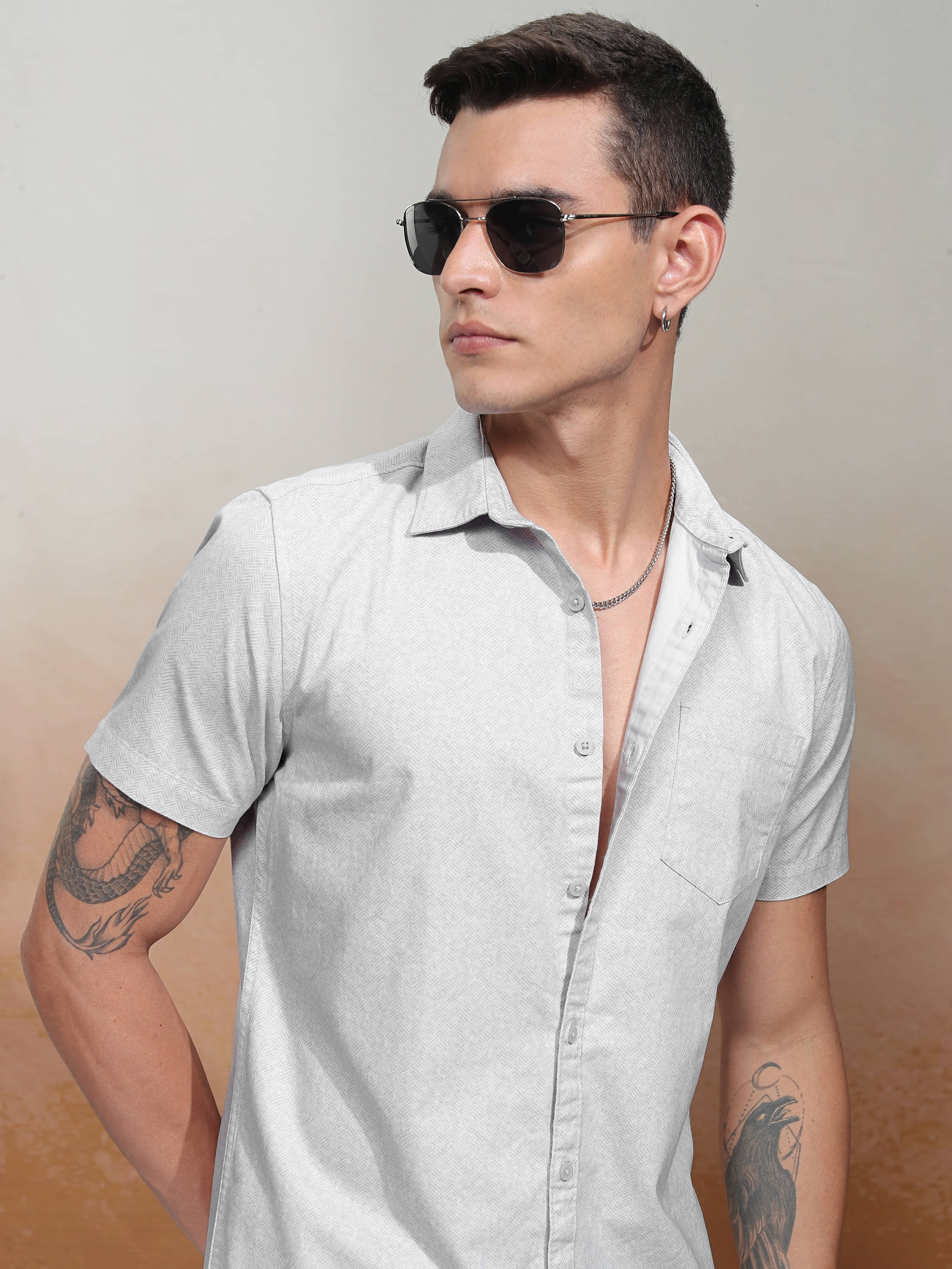 Highlander 100% Cotton Regular Fit Self Design Half Sleeves Men's Casual Shirt - Light Grey ( Pack of 1 ) Highlander 100% Cotton Regular Fit Self Design Half Sleeves Men's Casual Shirt - Light Grey ( Pack of 1 )
