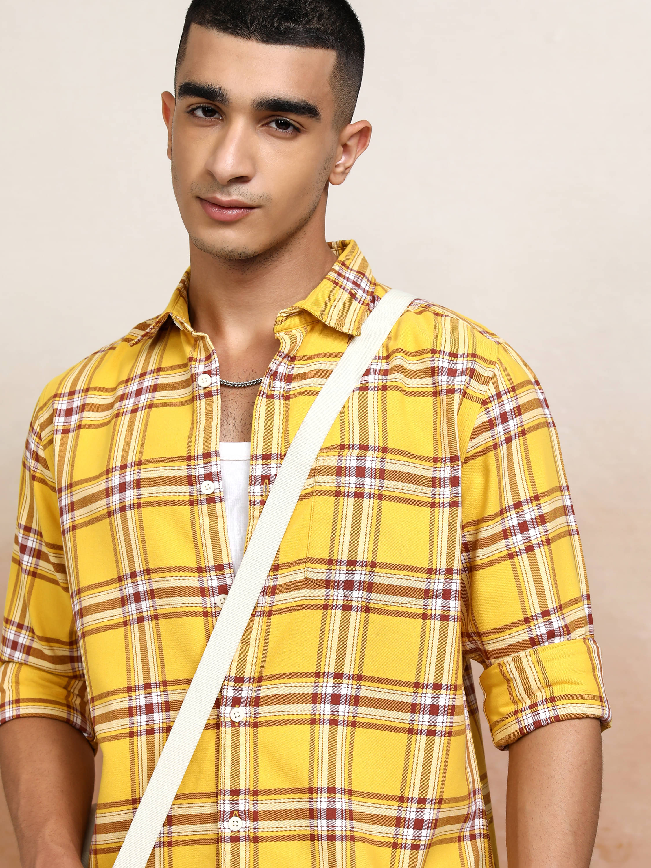     			Highlander 100% Cotton Relaxed Fit Checks Full Sleeves Men's Casual Shirt - Yellow ( Pack of 1 )