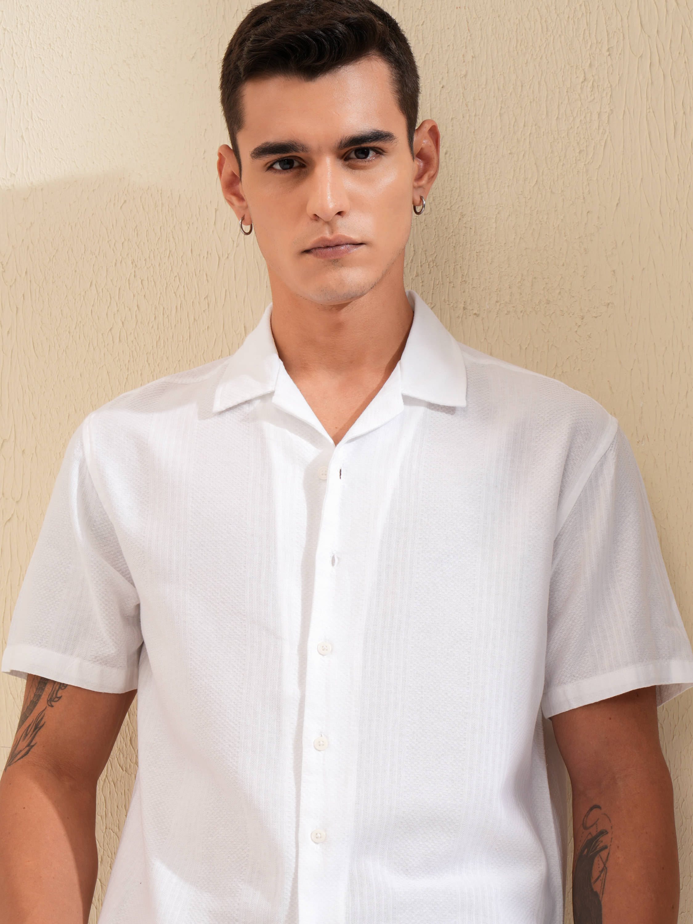 Highlander 100% Cotton Relaxed Fit Self Design Half Sleeves Men's Casual Shirt - White ( Pack of 1 )     			Highlander 100% Cotton Relaxed Fit Self Design Half Sleeves Men's Casual Shirt - White ( Pack of 1 )