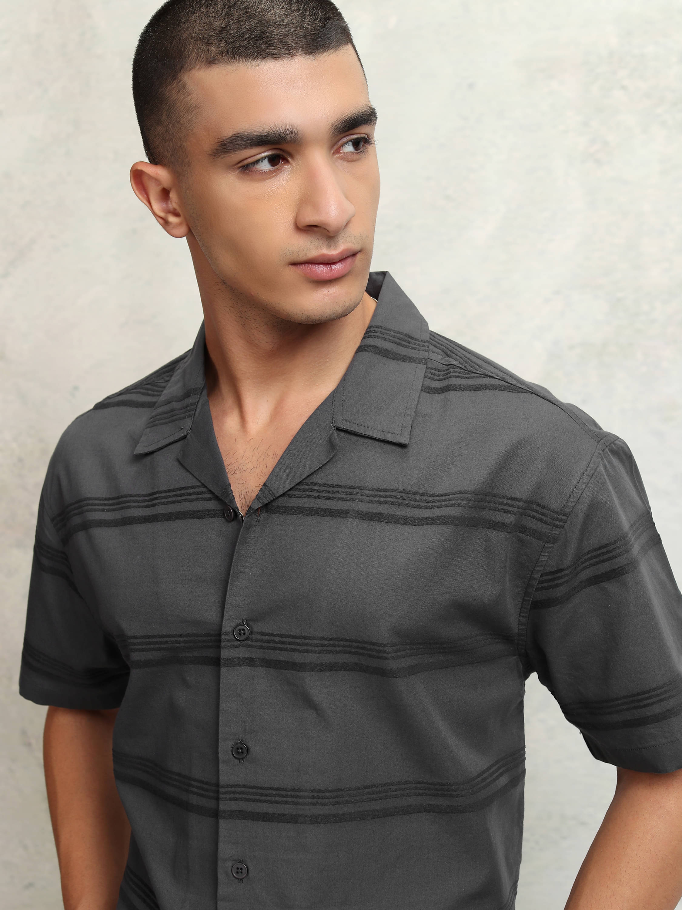     			Highlander 100% Cotton Relaxed Fit Striped Half Sleeves Men's Casual Shirt - Grey ( Pack of 1 )