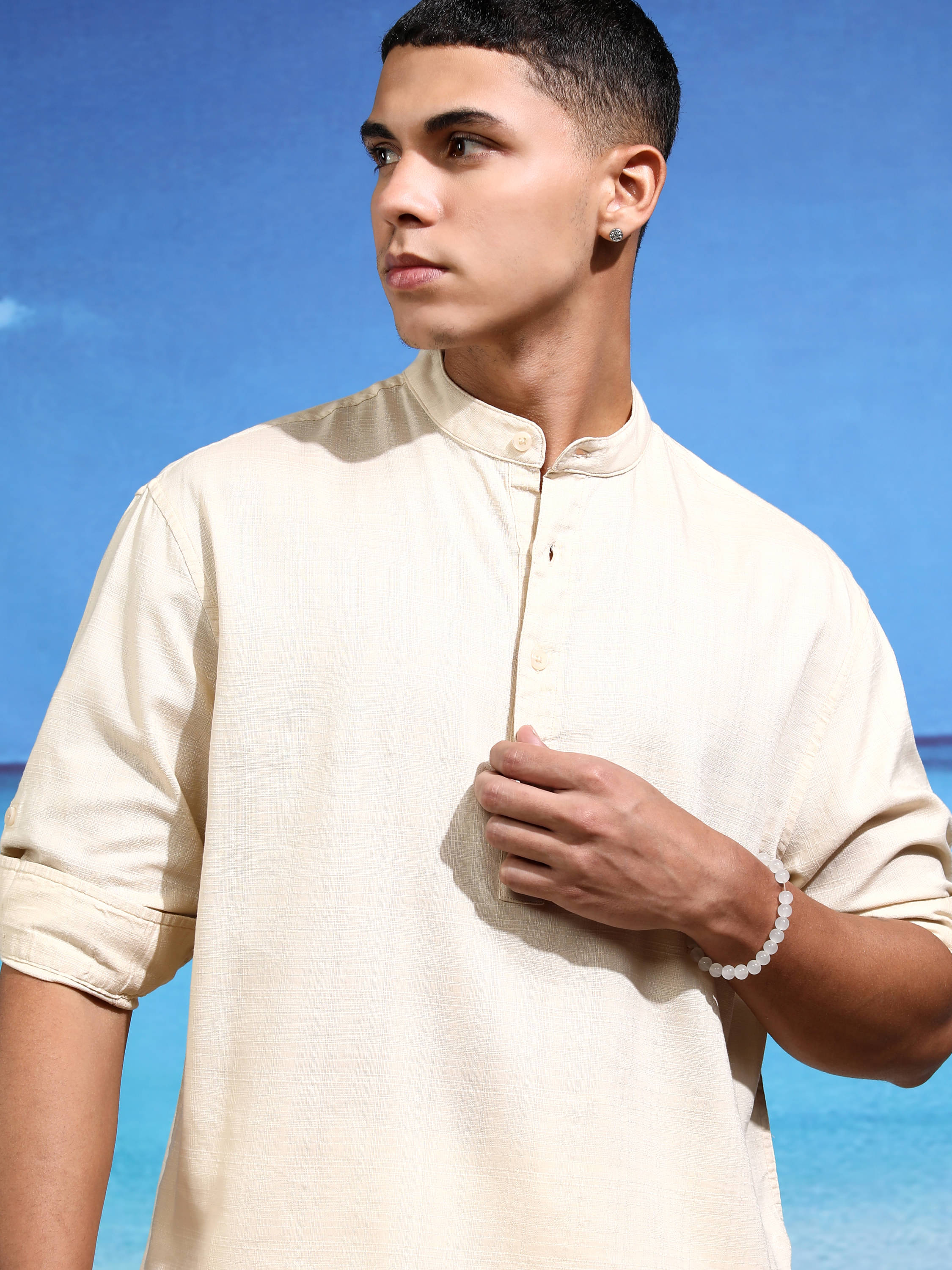 Highlander 100% Cotton Relaxed Fit Solids Full Sleeves Men's Casual Shirt - Cream ( Pack of 1 ) Highlander 100% Cotton Relaxed Fit Solids Full Sleeves Men's Casual Shirt - Cream ( Pack of 1 )