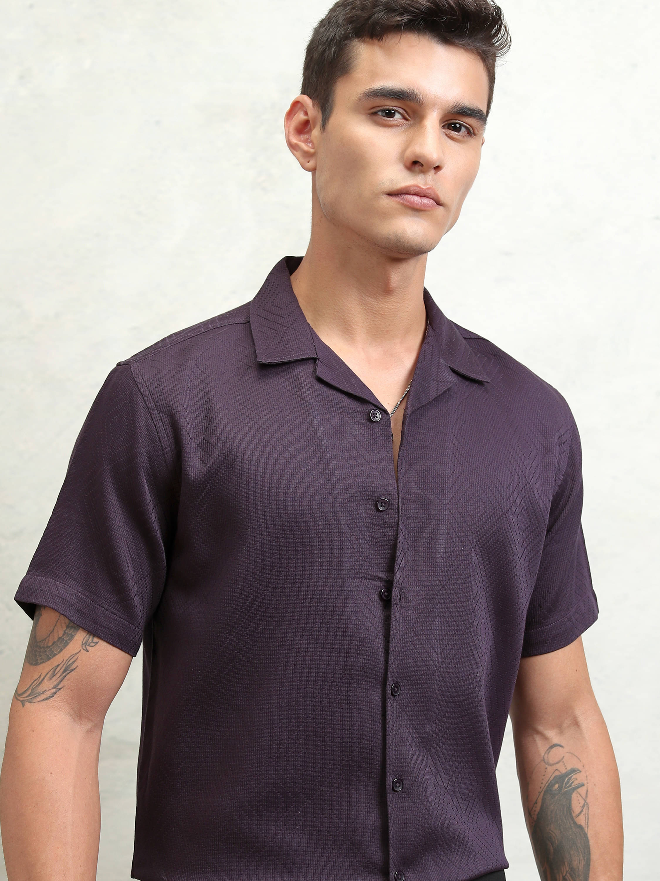     			Highlander 100% Cotton Relaxed Fit Self Design Half Sleeves Men's Casual Shirt - Green ( Pack of 1 )