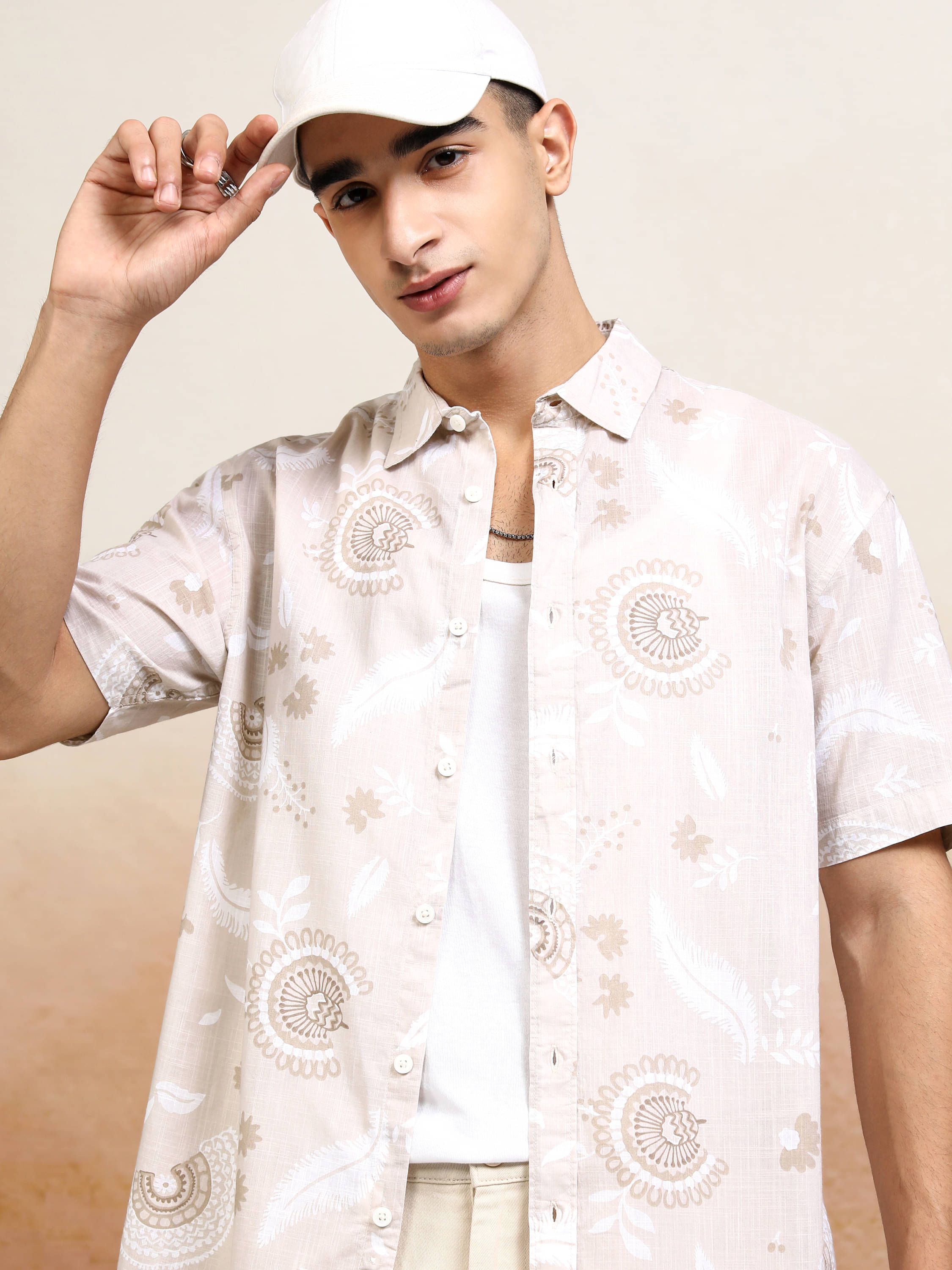     			Highlander 100% Cotton Relaxed Fit Printed Half Sleeves Men's Casual Shirt - Beige ( Pack of 1 )