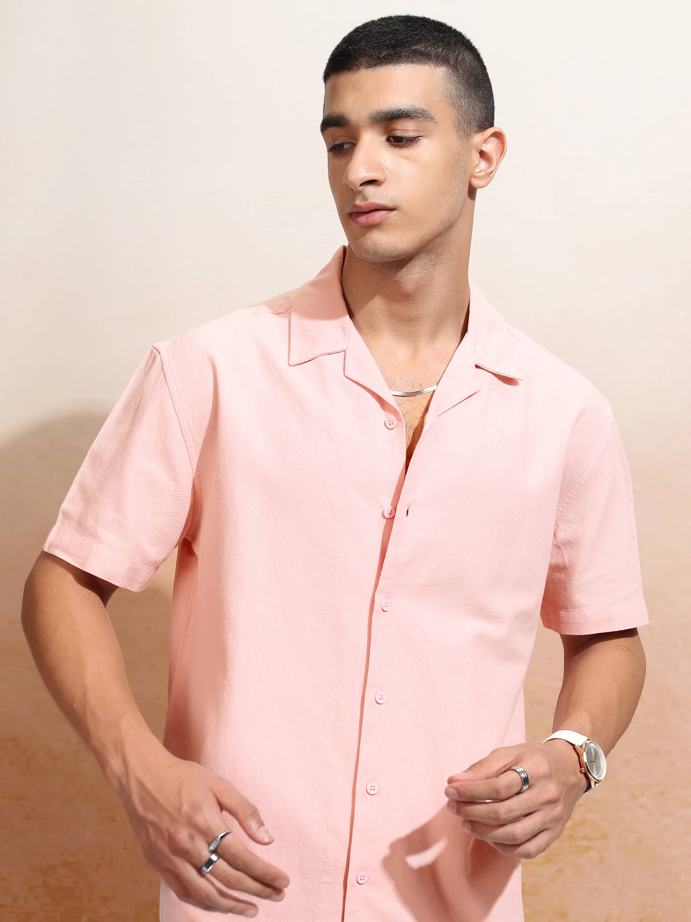     			Highlander 100% Cotton Relaxed Fit Solids Half Sleeves Men's Casual Shirt - Pink ( Pack of 1 )