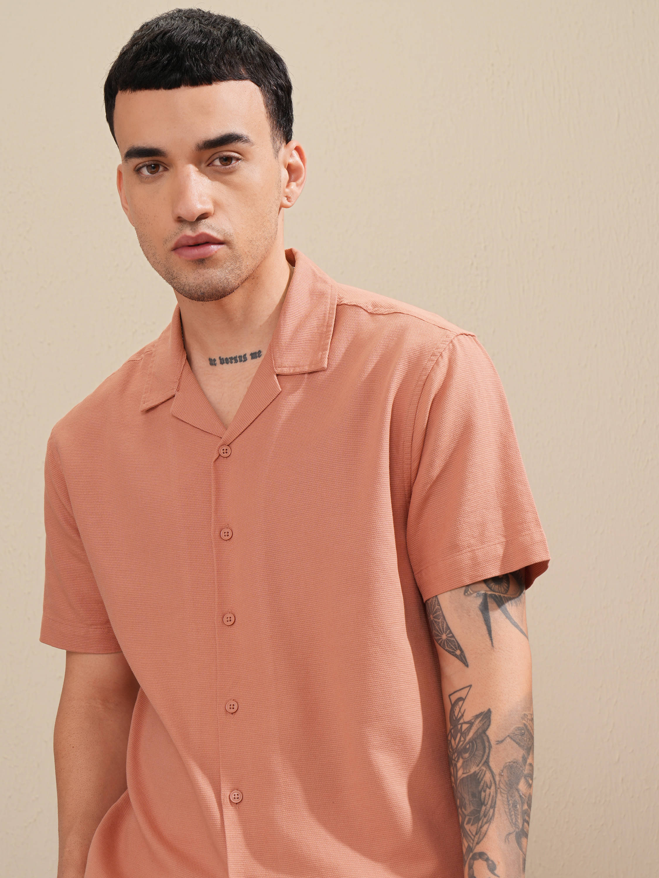 Highlander 100% Cotton Relaxed Fit Solids Half Sleeves Men's Casual Shirt - Pink ( Pack of 1 ) Highlander 100% Cotton Relaxed Fit Solids Half Sleeves Men's Casual Shirt - Pink ( Pack of 1 )