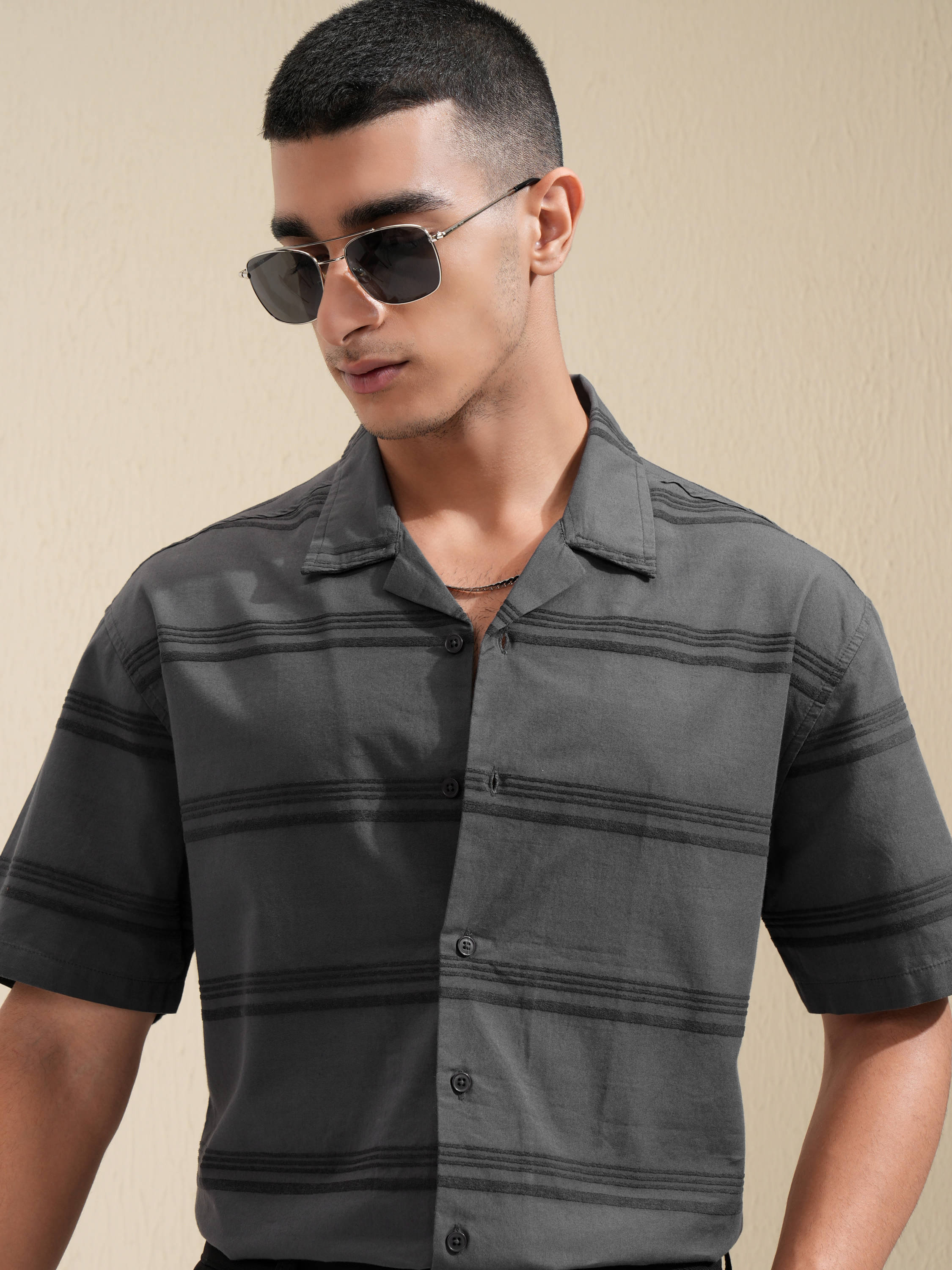     			Highlander 100% Cotton Relaxed Fit Striped Half Sleeves Men's Casual Shirt - Grey ( Pack of 1 )