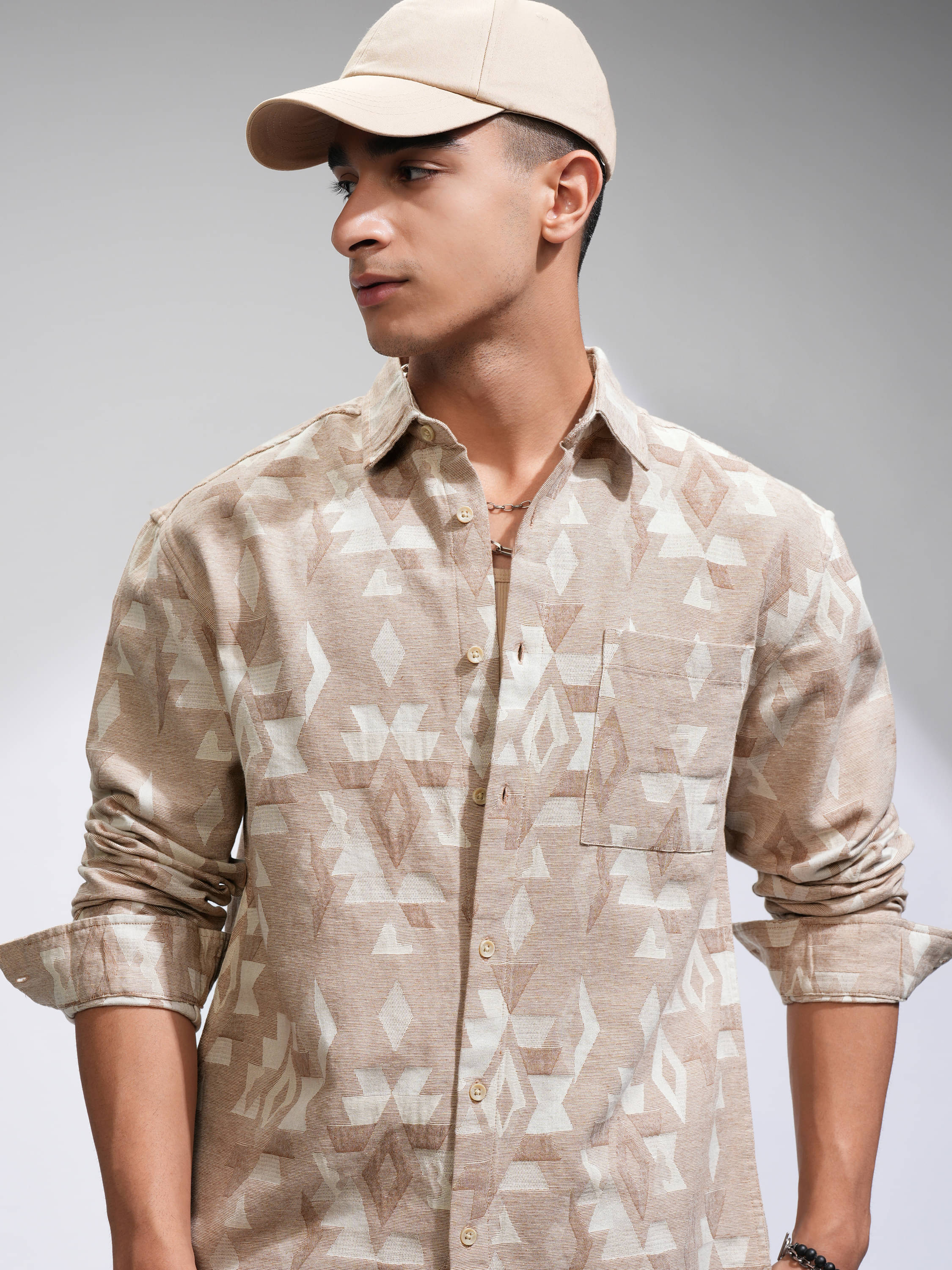 Highlander 100% Cotton Relaxed Fit Printed Full Sleeves Men's Casual Shirt - Multicolor ( Pack of 1 )     			Highlander 100% Cotton Relaxed Fit Printed Full Sleeves Men's Casual Shirt - Multicolor ( Pack of 1 )