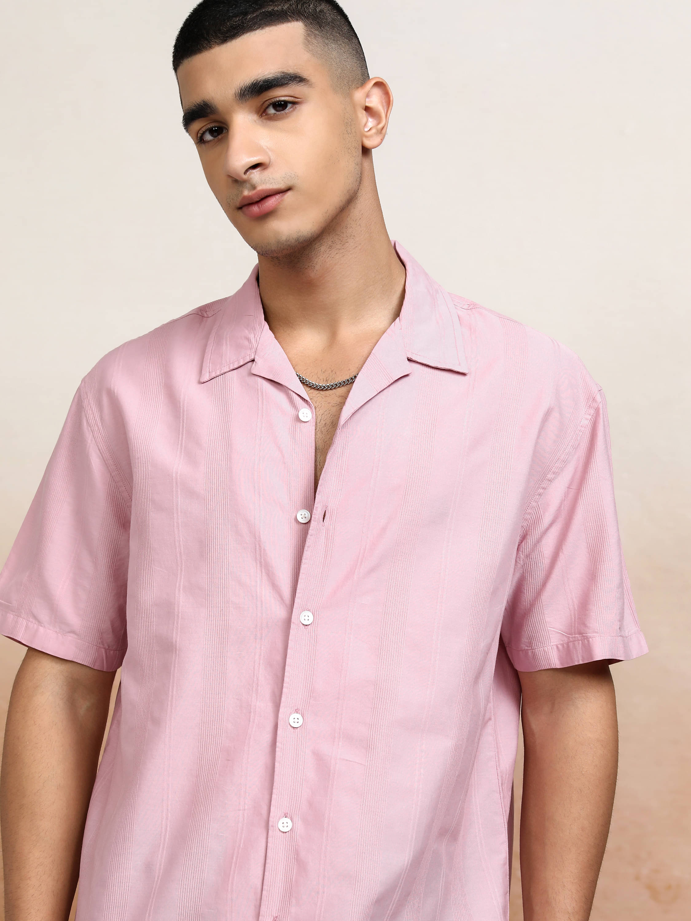     			Highlander 100% Cotton Relaxed Fit Striped Half Sleeves Men's Casual Shirt - Pink ( Pack of 1 )