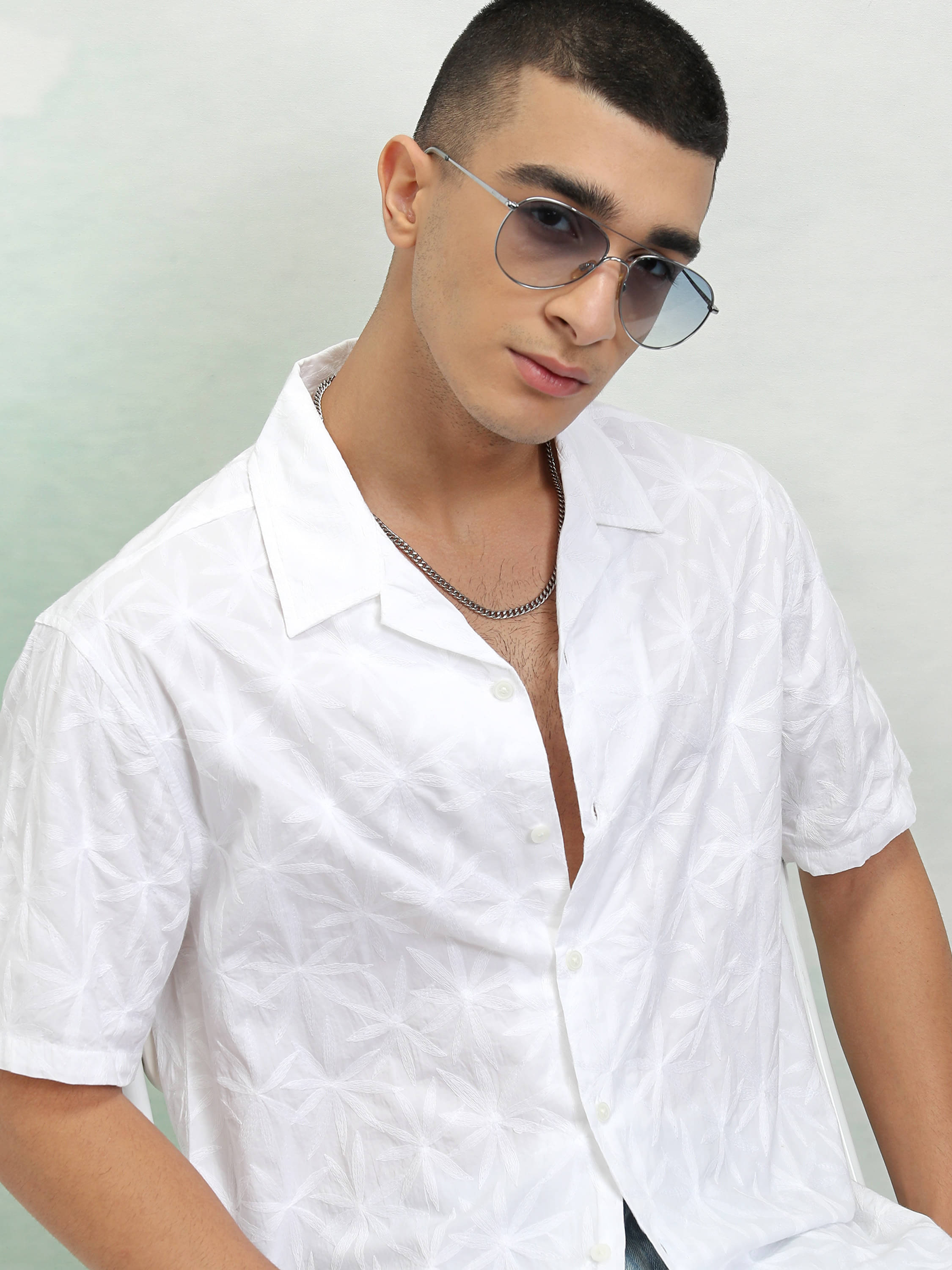 Highlander 100% Cotton Relaxed Fit Printed Half Sleeves Men's Casual Shirt - White ( Pack of 1 )     			Highlander 100% Cotton Relaxed Fit Printed Half Sleeves Men's Casual Shirt - White ( Pack of 1 )