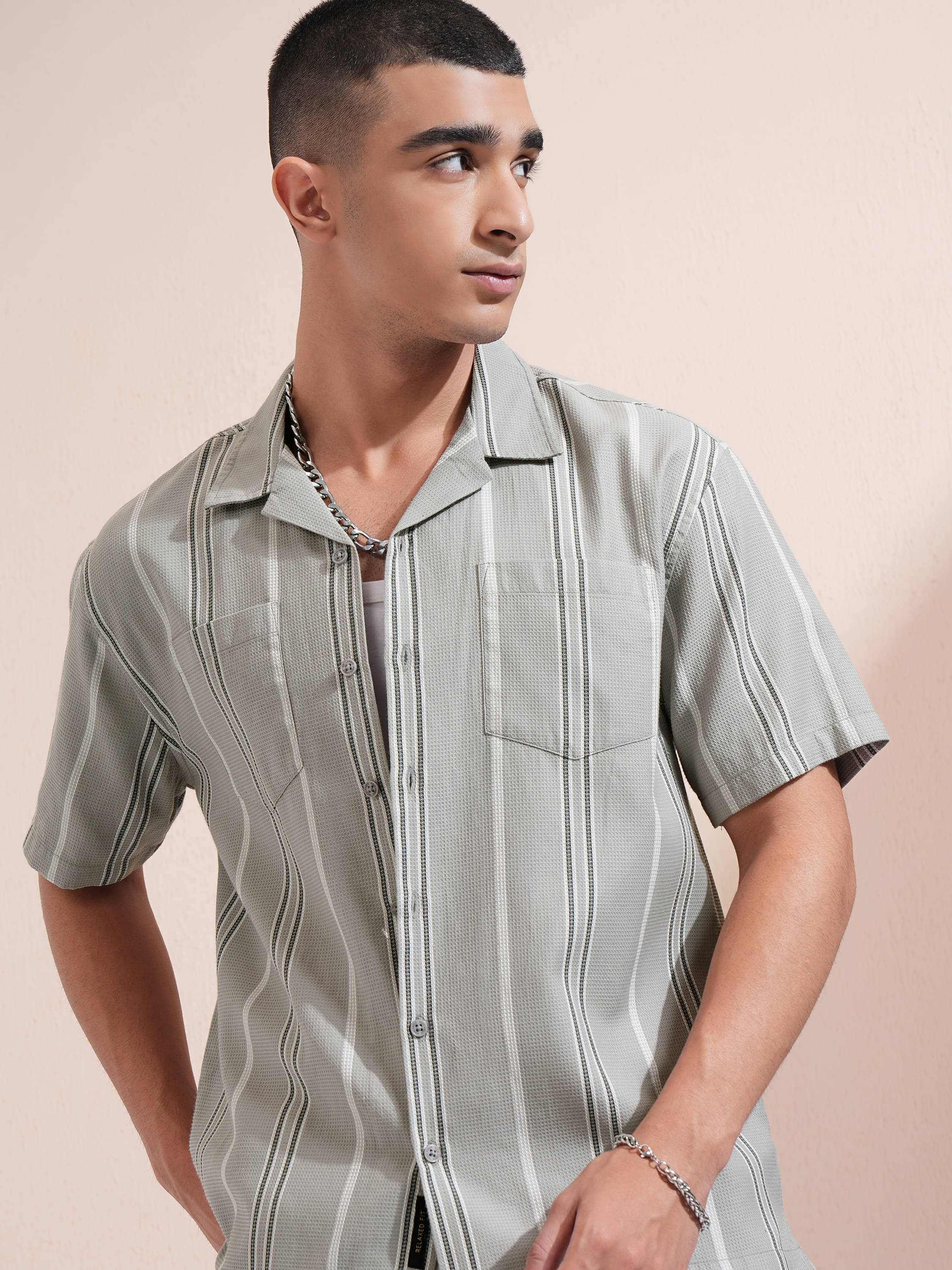     			Highlander 100% Cotton Relaxed Fit Striped Half Sleeves Men's Casual Shirt - Grey ( Pack of 1 )