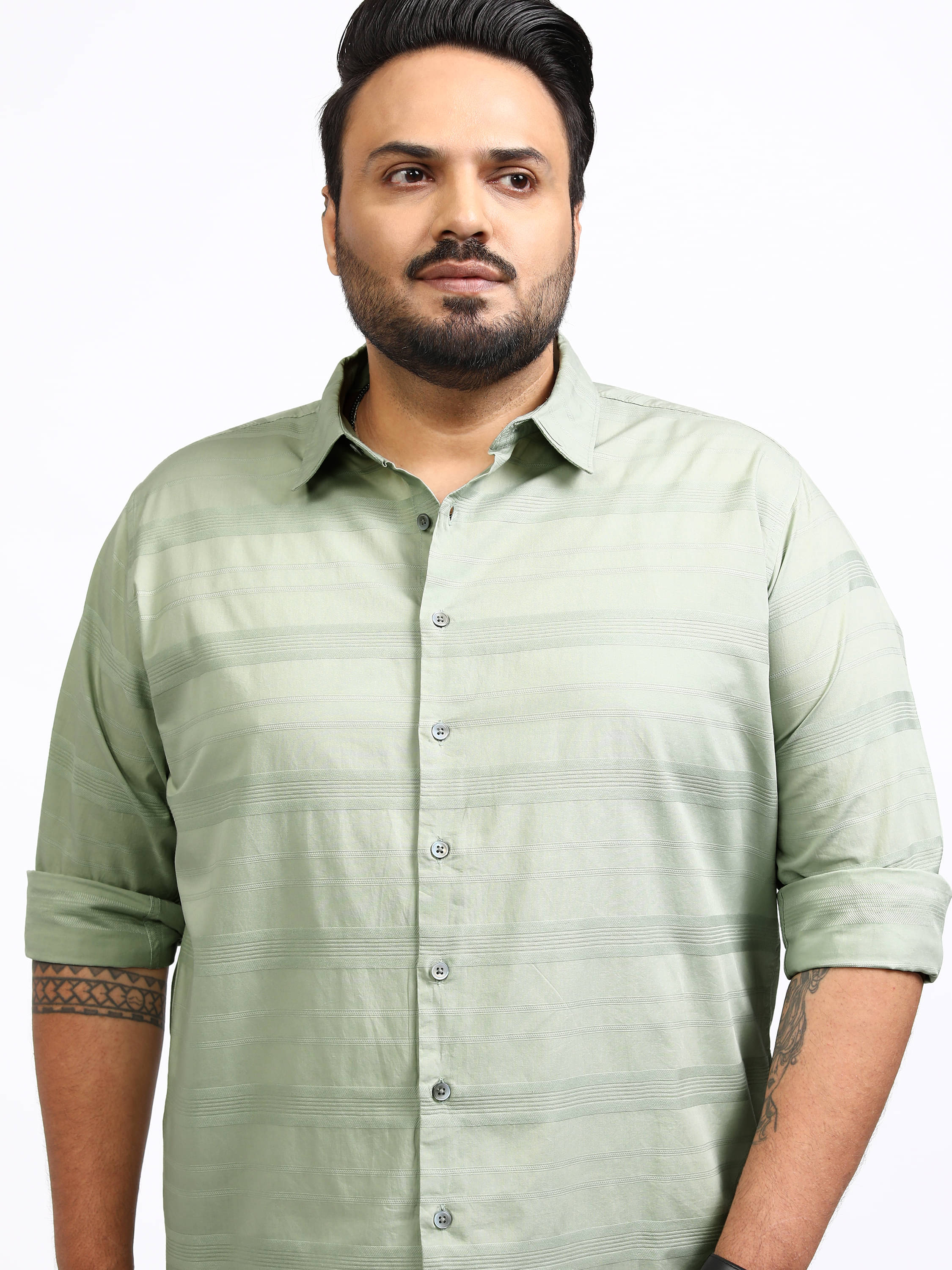 Highlander 100% Cotton Relaxed Fit Striped Full Sleeves Men's Casual Shirt - Mint Green ( Pack of 1 )     			Highlander 100% Cotton Relaxed Fit Striped Full Sleeves Men's Casual Shirt - Mint Green ( Pack of 1 )