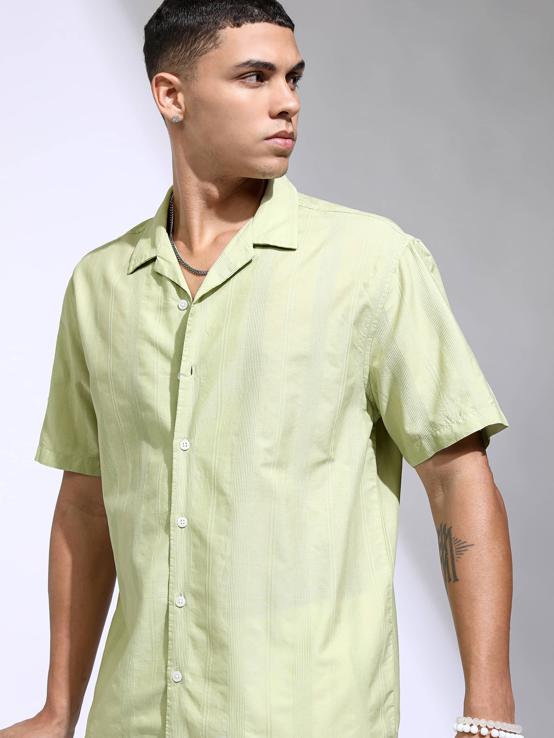Highlander 100% Cotton Relaxed Fit Striped Half Sleeves Men's Casual Shirt - Light Green ( Pack of 1 ) Highlander 100% Cotton Relaxed Fit Striped Half Sleeves Men's Casual Shirt - Light Green ( Pack of 1 )