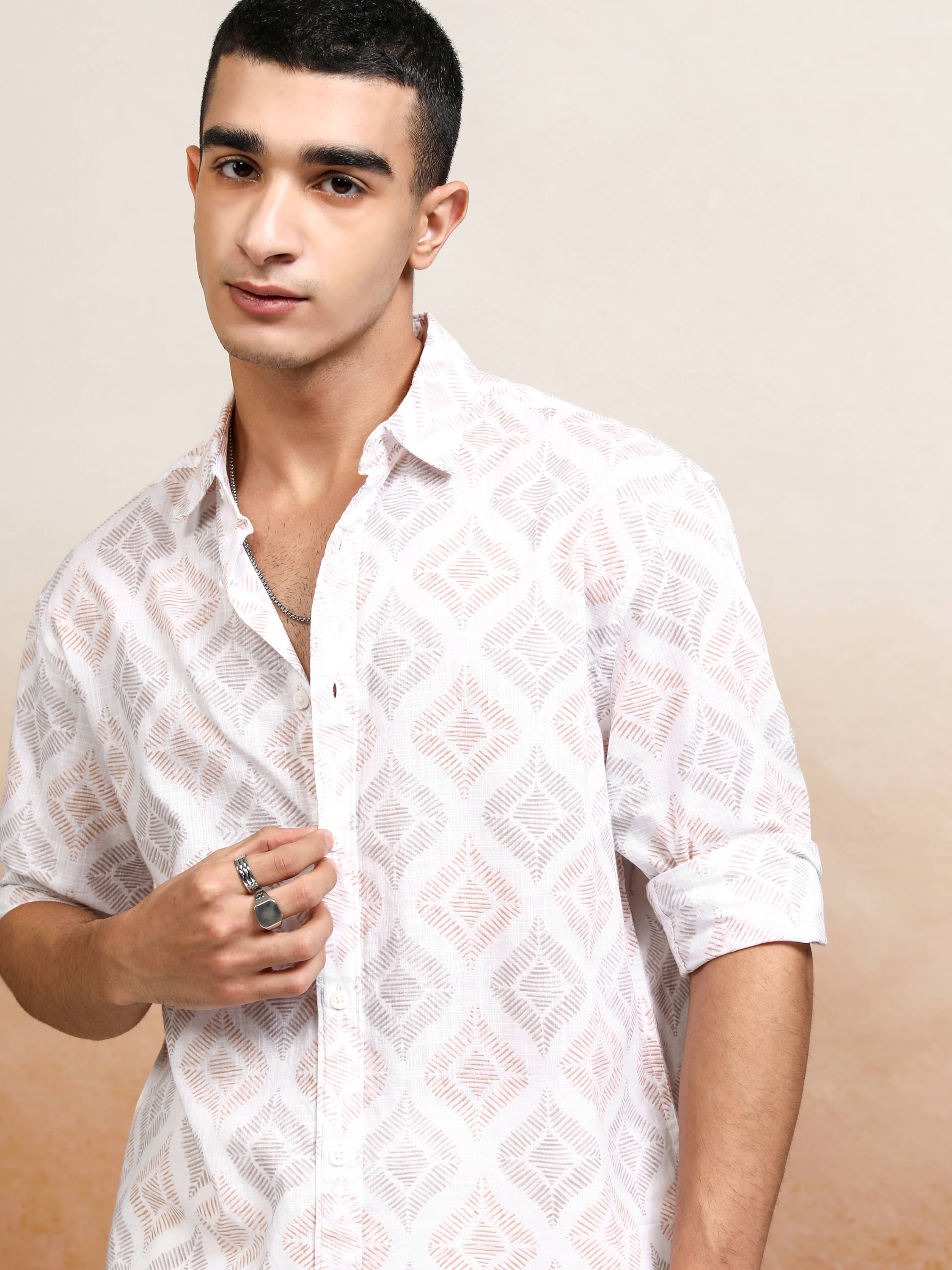     			Highlander 100% Cotton Relaxed Fit Printed Full Sleeves Men's Casual Shirt - Multicolor ( Pack of 1 )