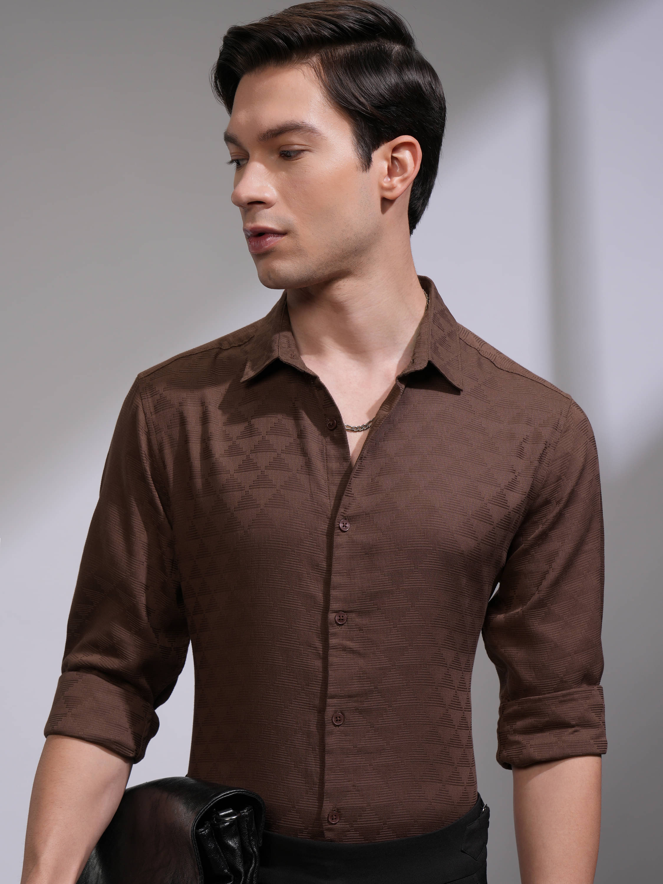 Highlander 100% Cotton Slim Fit Self Design Full Sleeves Men's Casual Shirt - Brown ( Pack of 1 )     			Highlander 100% Cotton Slim Fit Self Design Full Sleeves Men's Casual Shirt - Brown ( Pack of 1 )