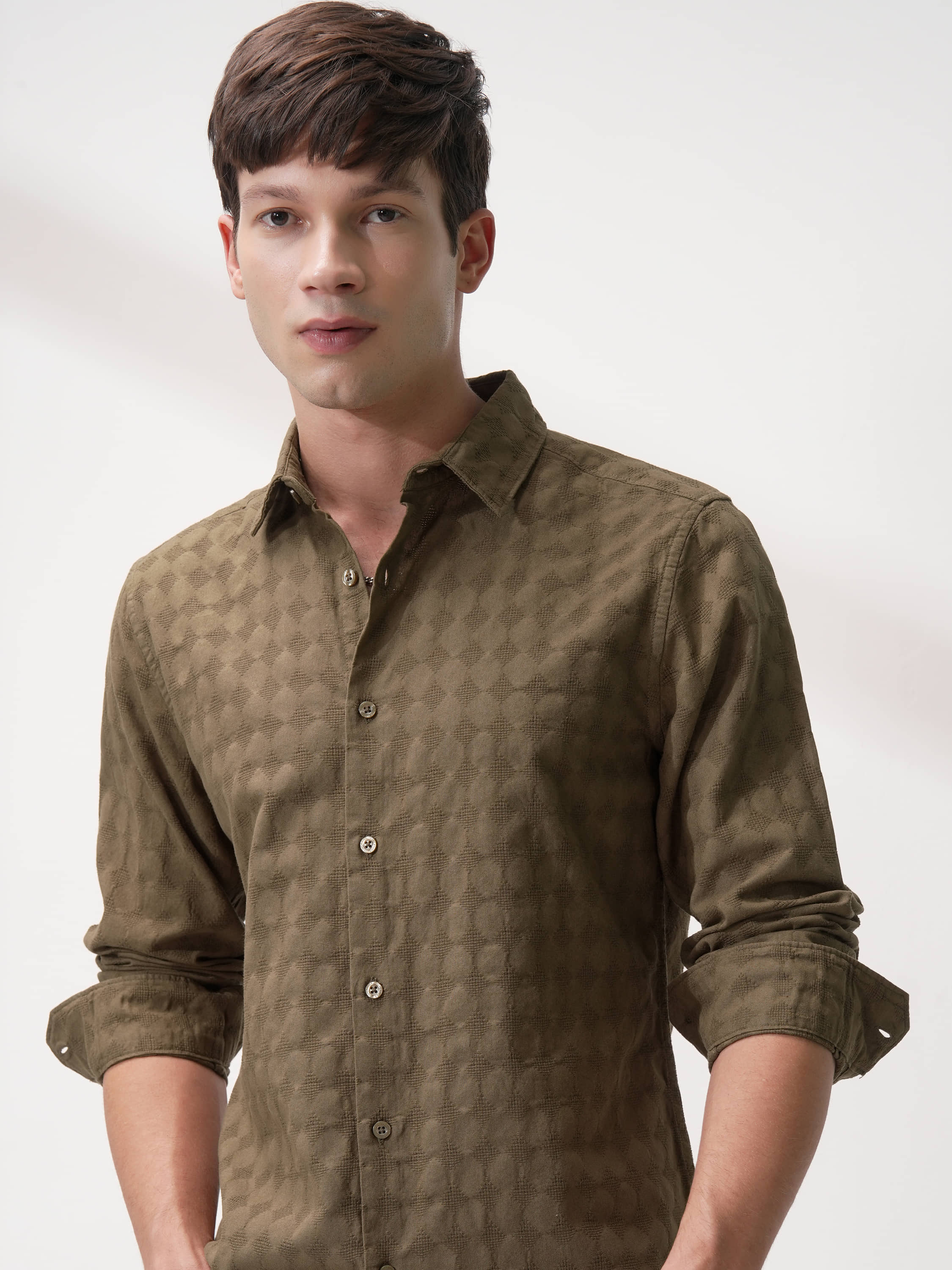 Highlander 100% Cotton Slim Fit Self Design Full Sleeves Men's Casual Shirt - Brown ( Pack of 1 )