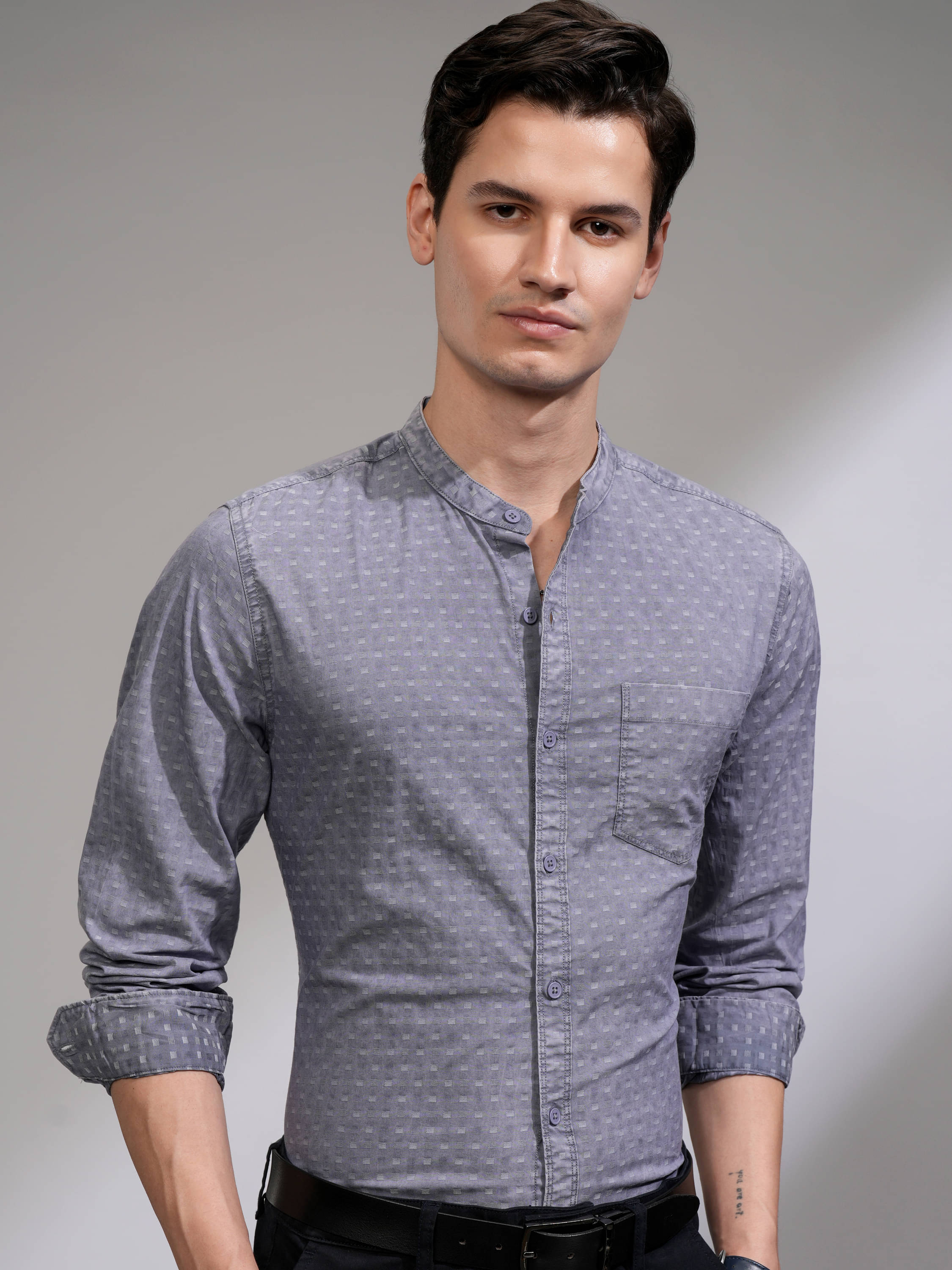    			Highlander 100% Cotton Slim Fit Self Design Full Sleeves Men's Casual Shirt - Blue ( Pack of 1 )
