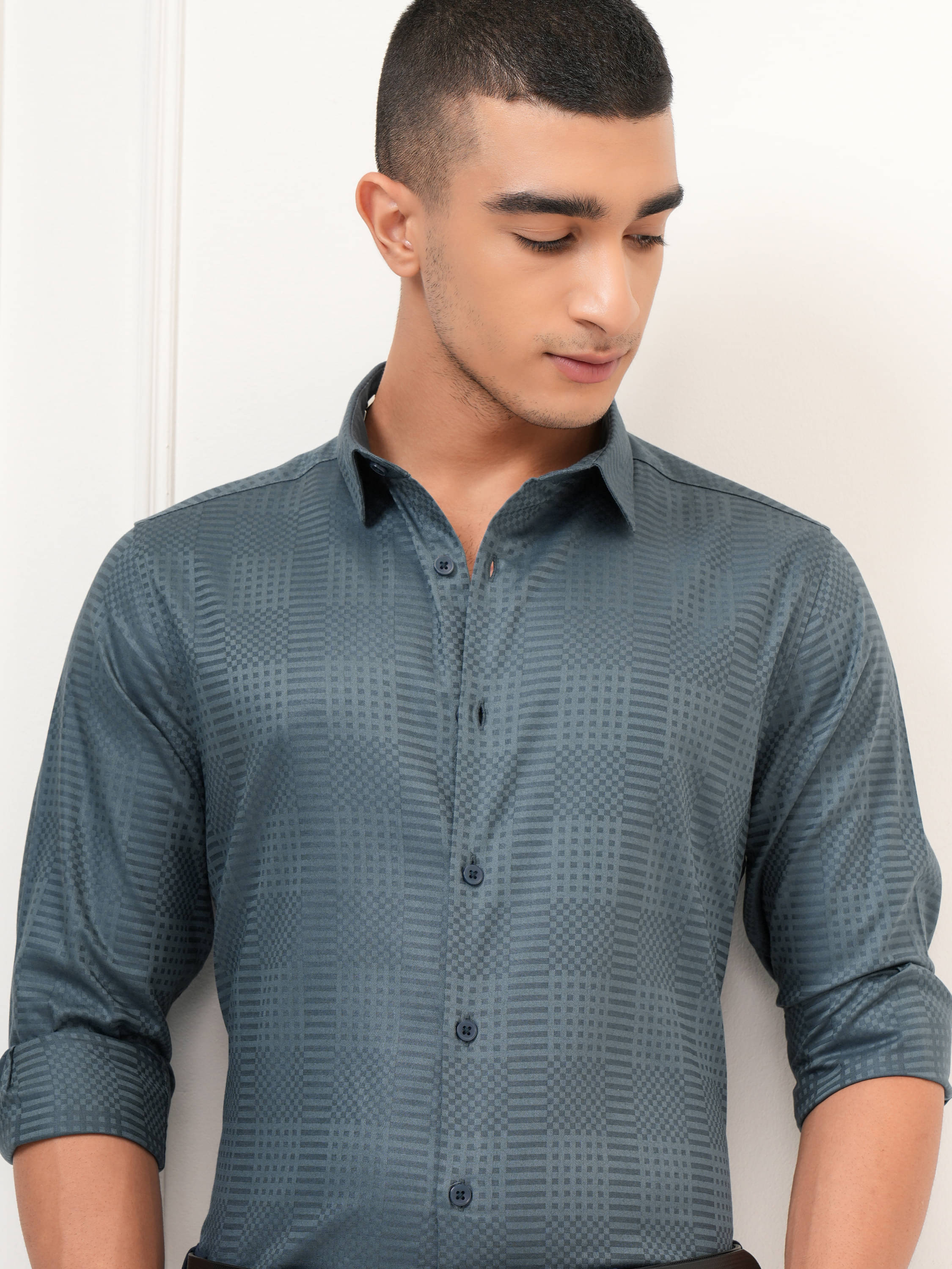     			Highlander 100% Cotton Slim Fit Self Design Full Sleeves Men's Casual Shirt - Blue ( Pack of 1 )