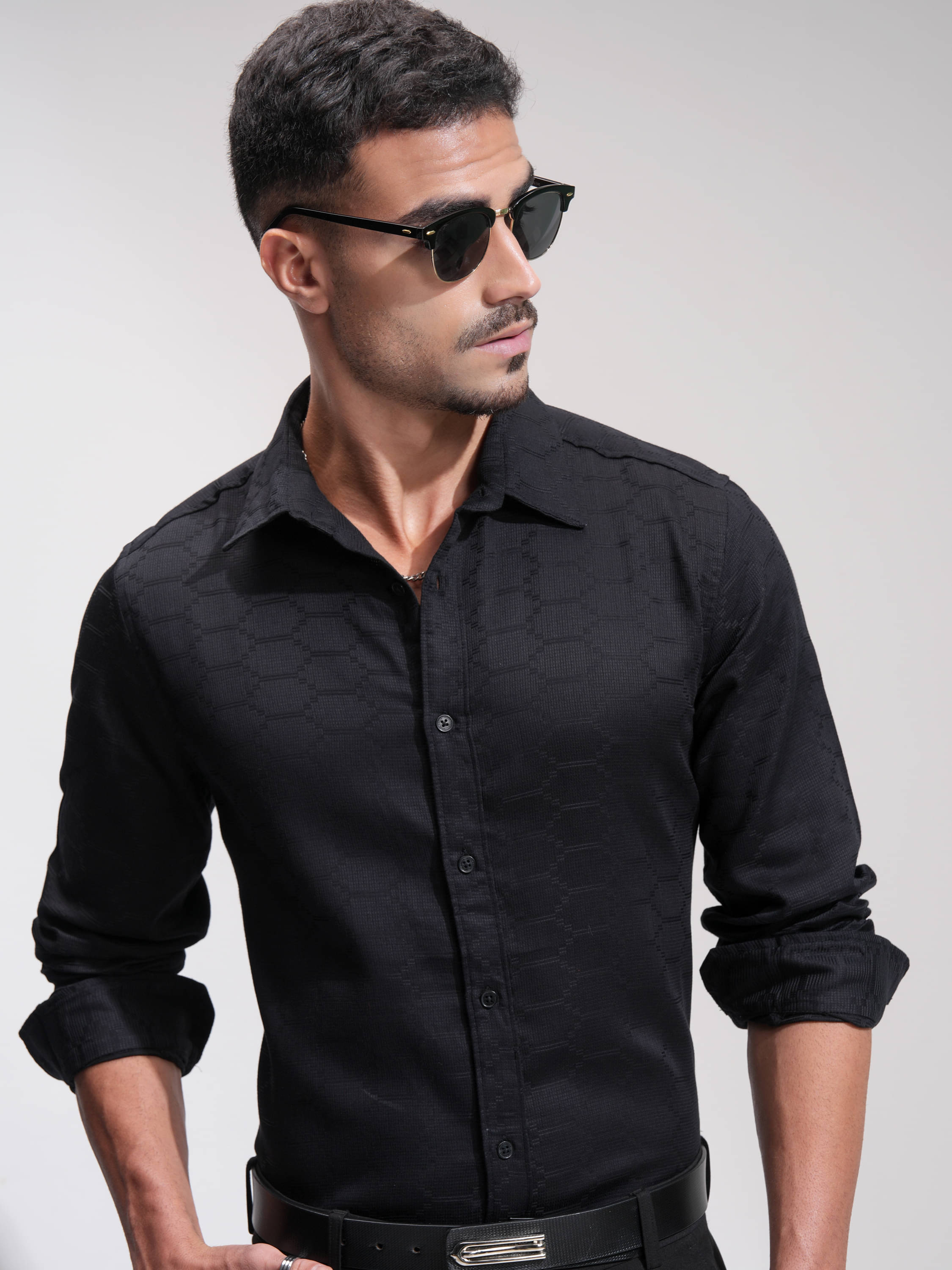     			Highlander 100% Cotton Slim Fit Self Design Full Sleeves Men's Casual Shirt - Black ( Pack of 1 )