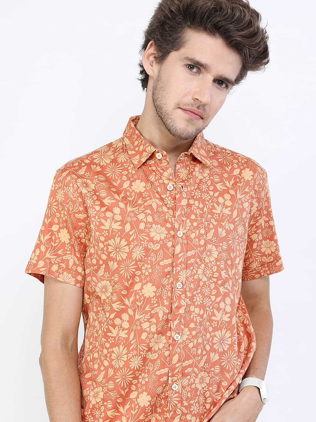 Highlander 100% Cotton Slim Fit Printed Half Sleeves Men's Casual Shirt - Orange ( Pack of 1 )     			Highlander 100% Cotton Slim Fit Printed Half Sleeves Men's Casual Shirt - Orange ( Pack of 1 )