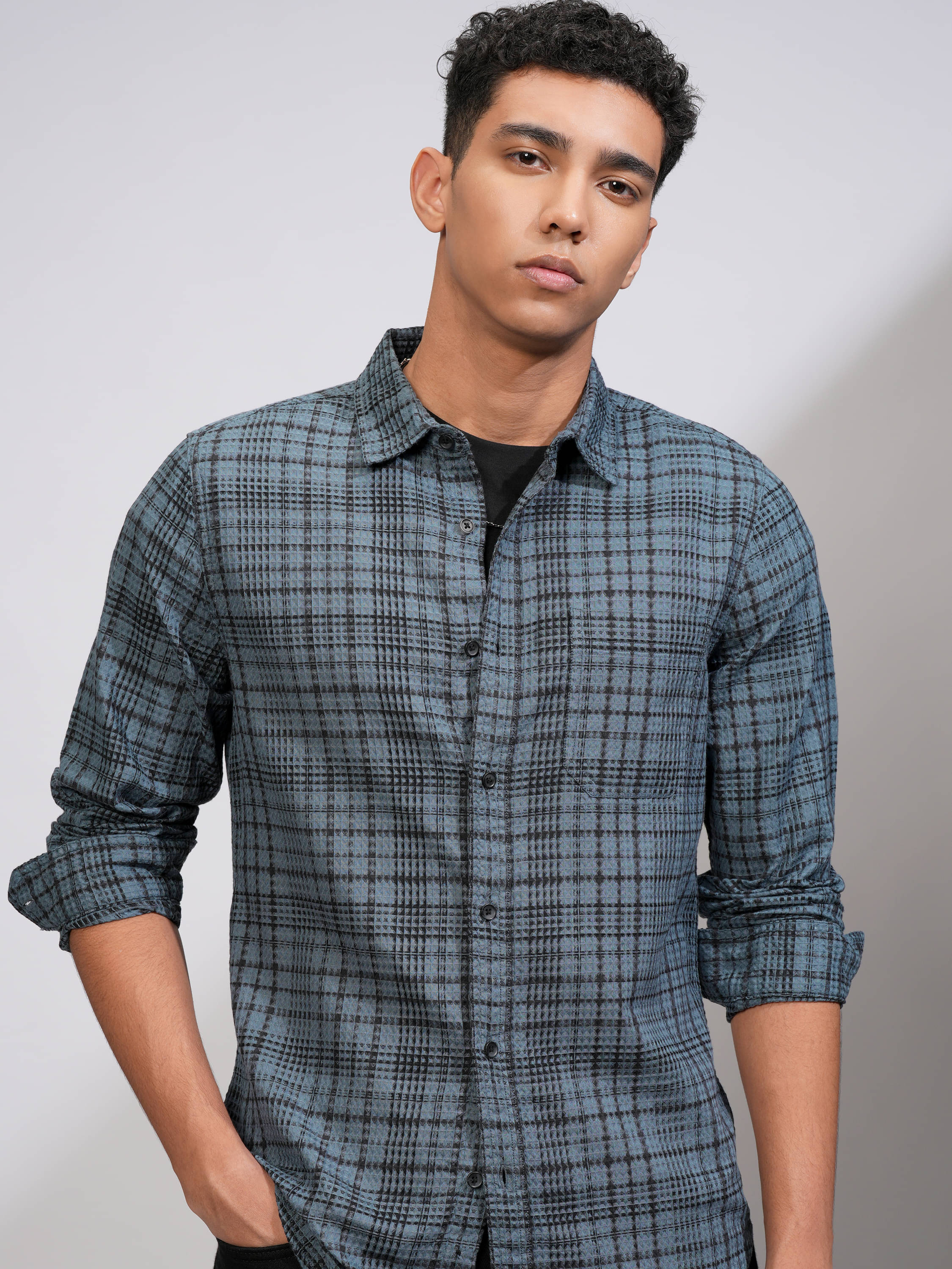 Highlander 100% Cotton Slim Fit Checks Full Sleeves Men's Casual Shirt - Blue ( Pack of 1 ) Highlander 100% Cotton Slim Fit Checks Full Sleeves Men's Casual Shirt - Blue ( Pack of 1 )
