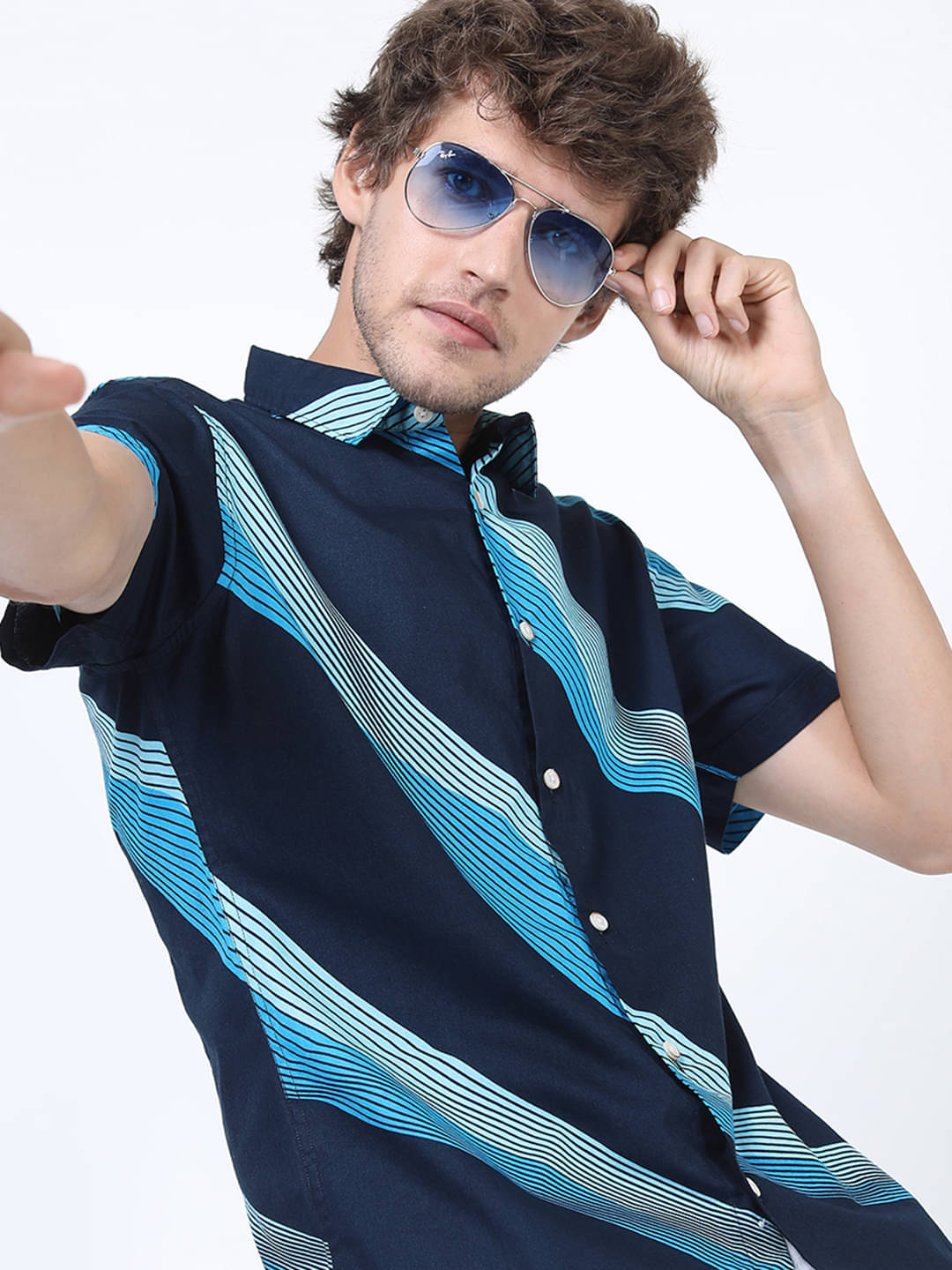 Highlander 100% Cotton Slim Fit Striped Half Sleeves Men's Casual Shirt - Blue ( Pack of 1 ) Highlander 100% Cotton Slim Fit Striped Half Sleeves Men's Casual Shirt - Blue ( Pack of 1 )