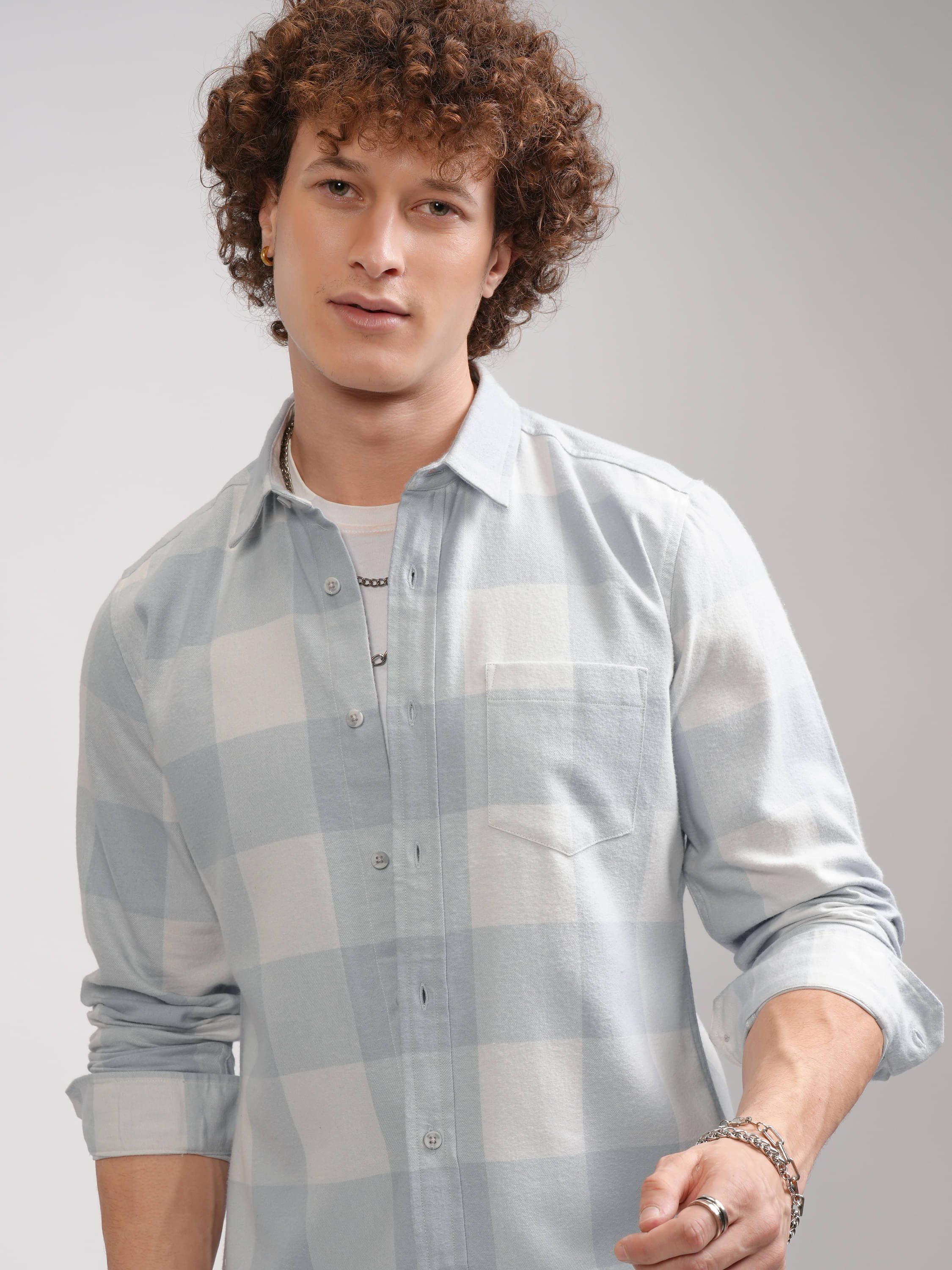     			Highlander 100% Cotton Slim Fit Checks Full Sleeves Men's Casual Shirt - Light Grey ( Pack of 1 )