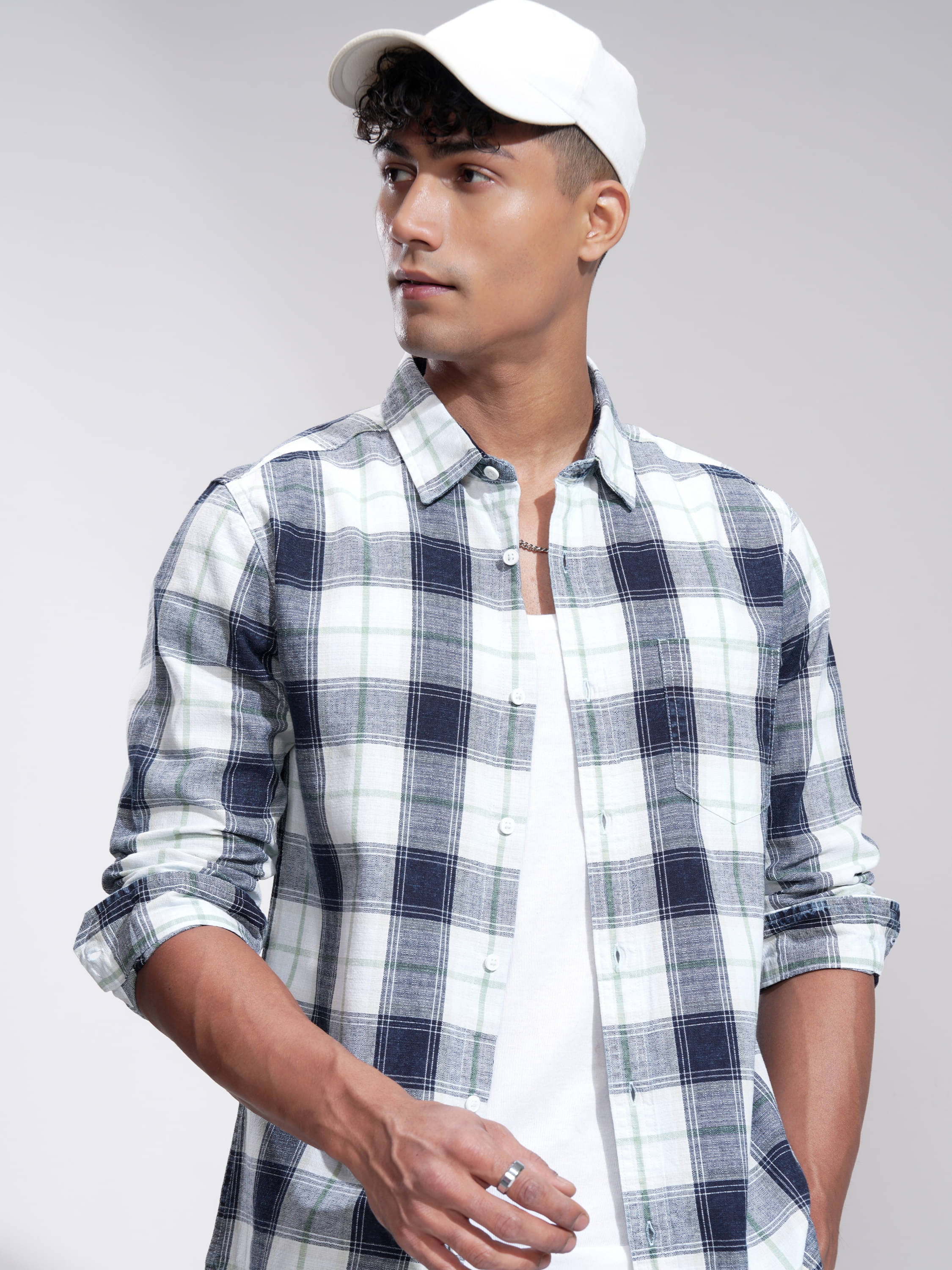 Highlander 100% Cotton Slim Fit Checks Full Sleeves Men's Casual Shirt - Multicolor ( Pack of 1 ) Highlander 100% Cotton Slim Fit Checks Full Sleeves Men's Casual Shirt - Multicolor ( Pack of 1 )