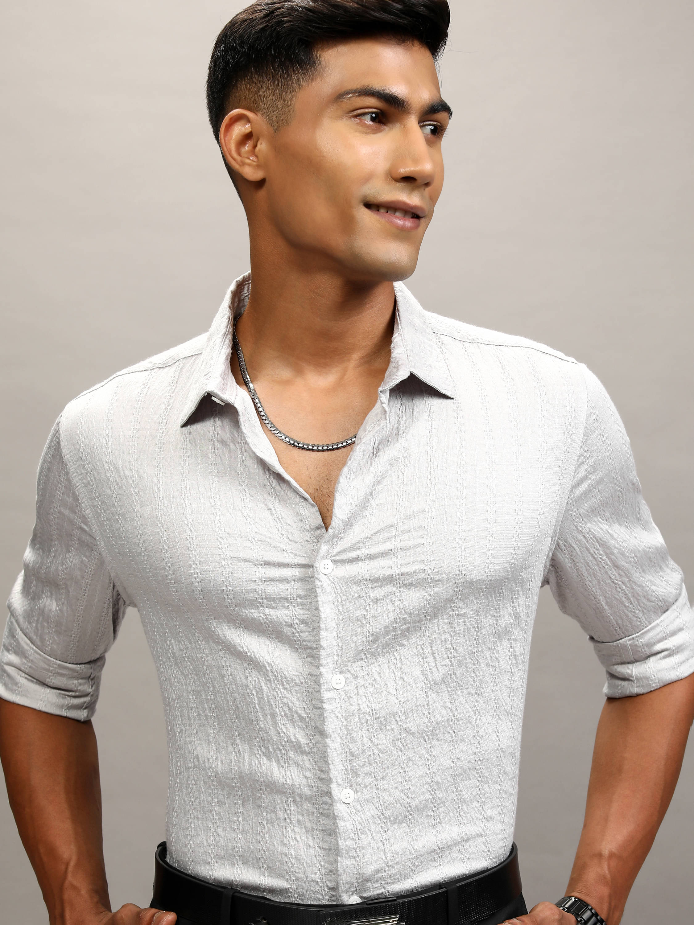 Highlander 100% Cotton Slim Fit Self Design Full Sleeves Men's Casual Shirt - Light Grey ( Pack of 1 ) Highlander 100% Cotton Slim Fit Self Design Full Sleeves Men's Casual Shirt - Light Grey ( Pack of 1 )