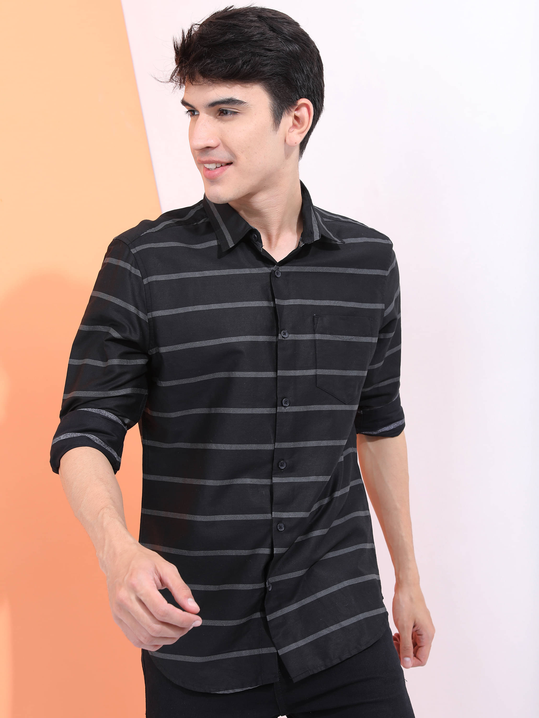     			Highlander 100% Cotton Slim Fit Striped Full Sleeves Men's Casual Shirt - Black ( Pack of 1 )