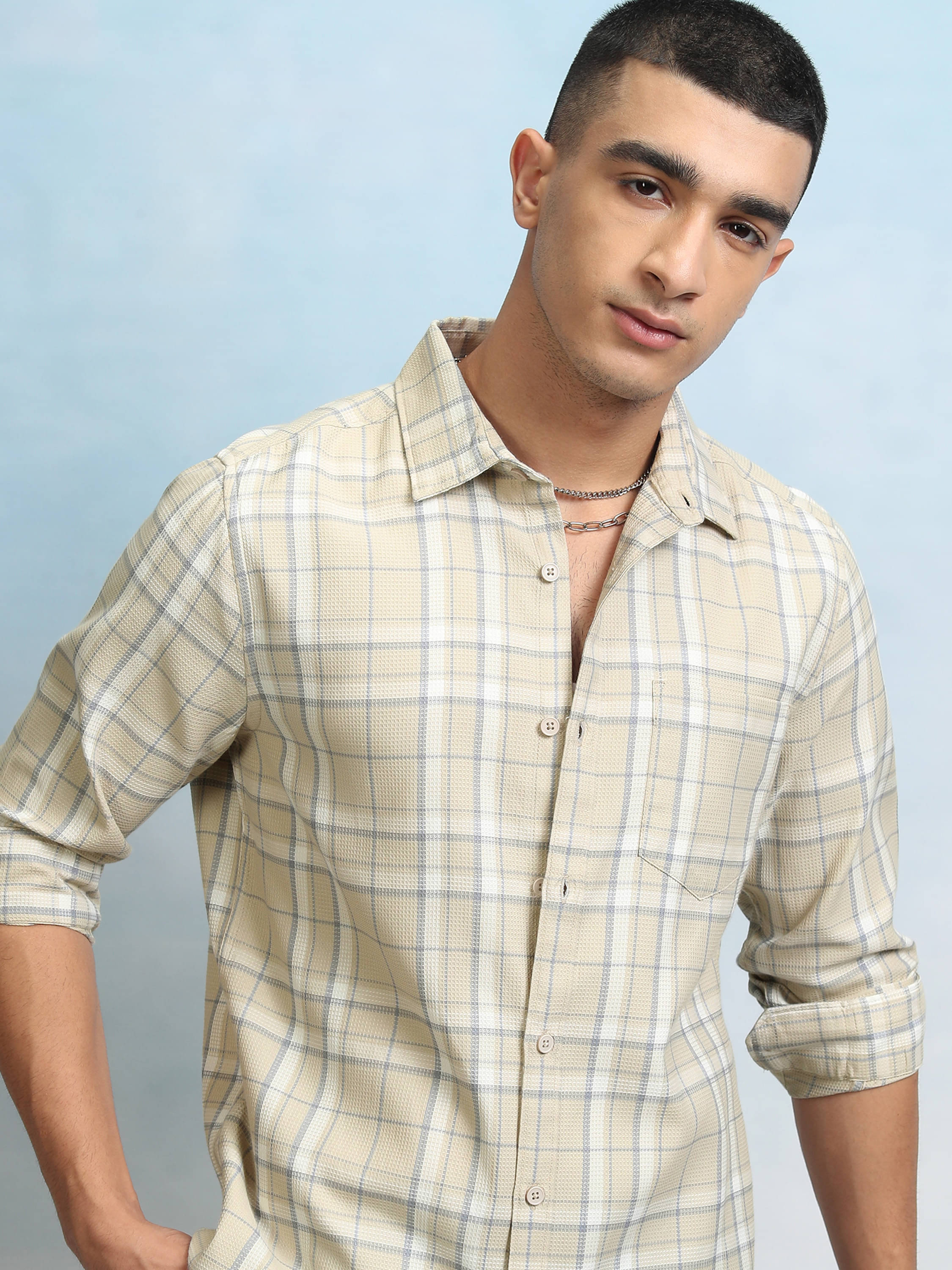 Highlander Cotton Blend Regular Fit Checks Full Sleeves Men's Casual Shirt - Beige ( Pack of 1 )     			Highlander Cotton Blend Regular Fit Checks Full Sleeves Men's Casual Shirt - Beige ( Pack of 1 )