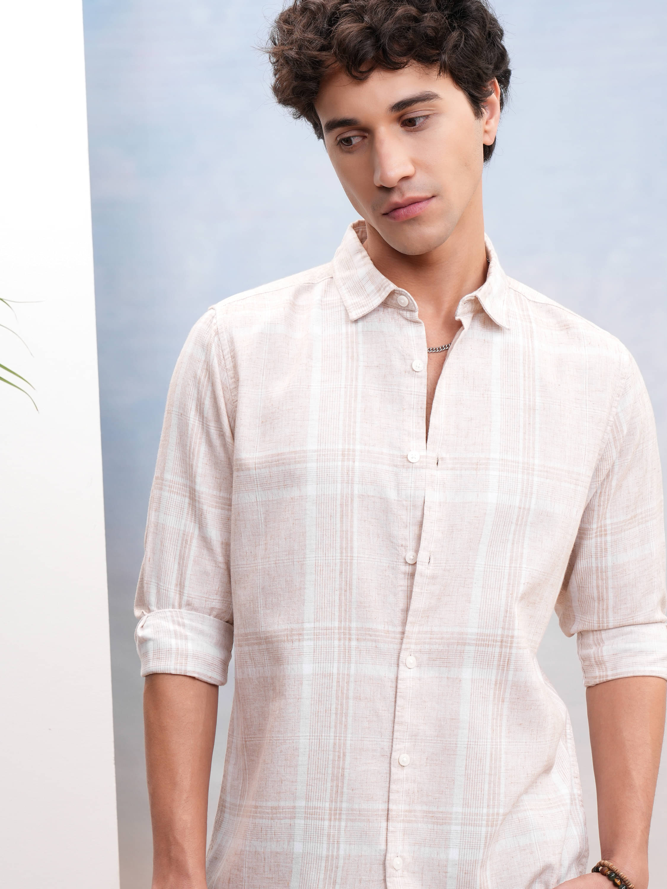 Highlander Cotton Blend Regular Fit Checks Full Sleeves Men's Casual Shirt - Beige ( Pack of 1 ) Highlander Cotton Blend Regular Fit Checks Full Sleeves Men's Casual Shirt - Beige ( Pack of 1 )