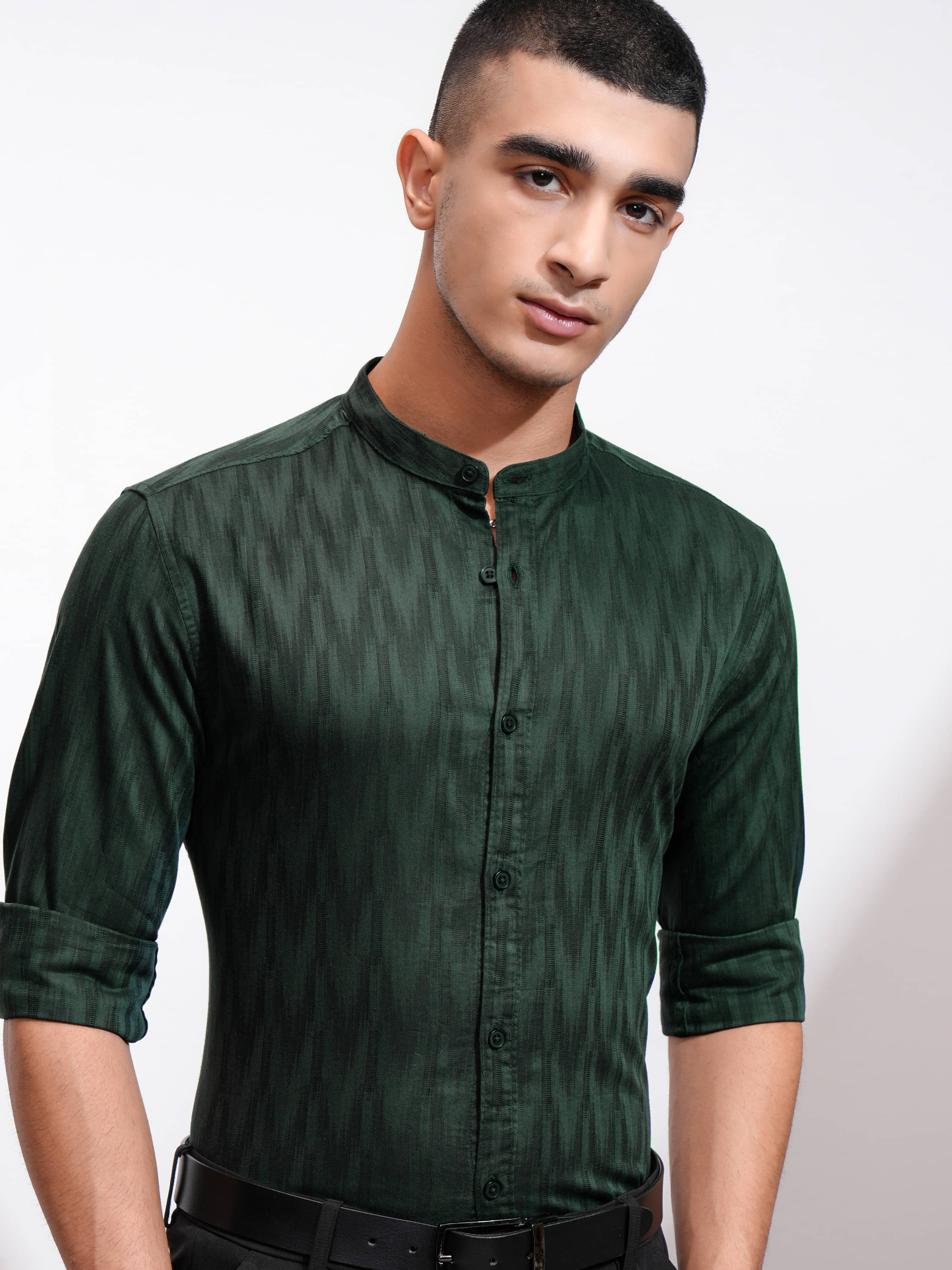     			Highlander Cotton Blend Regular Fit Self Design Full Sleeves Men's Casual Shirt - Green ( Pack of 1 )